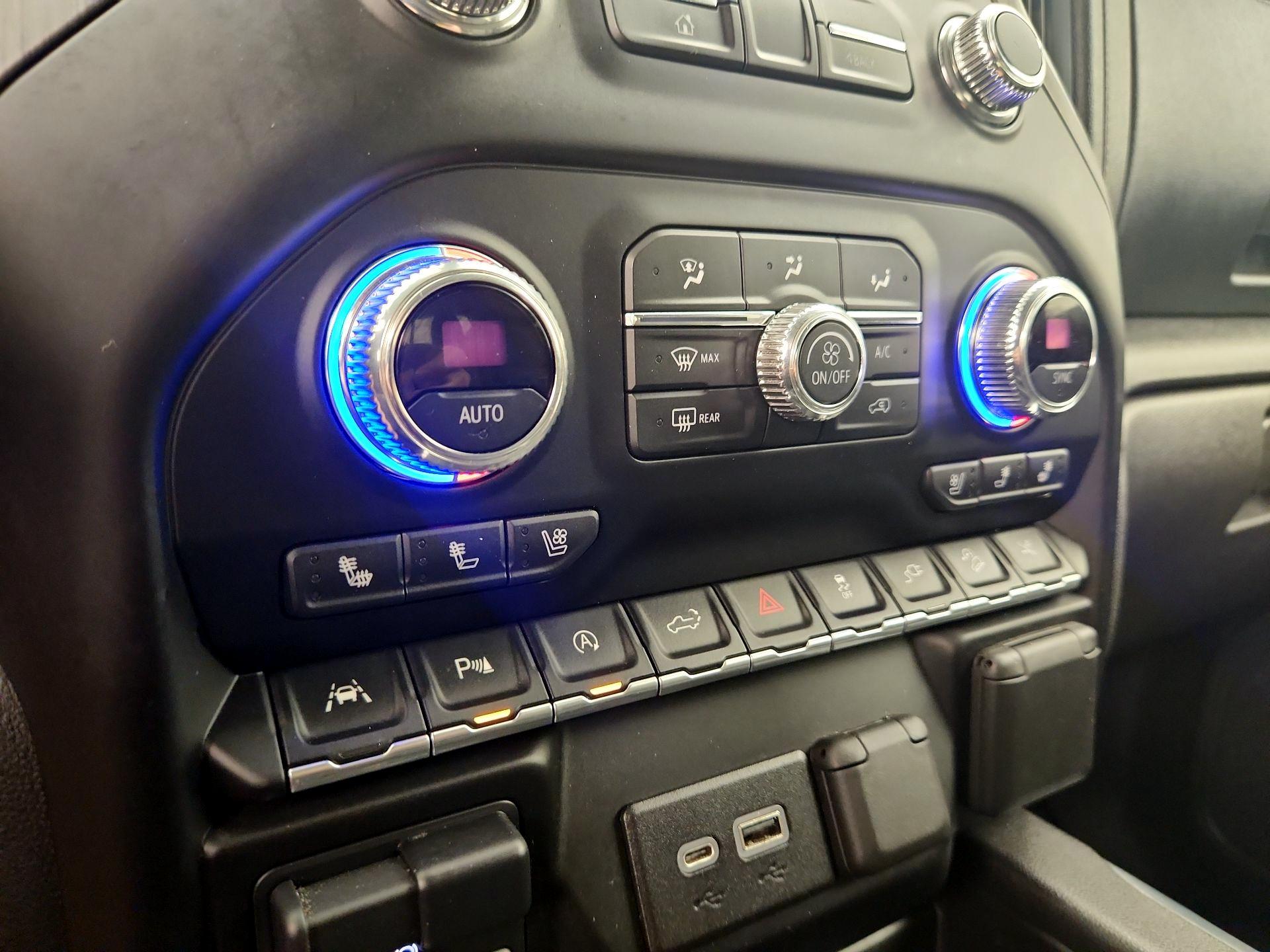 Thumbnail: 2020 GMC Sierra 1500 - 15