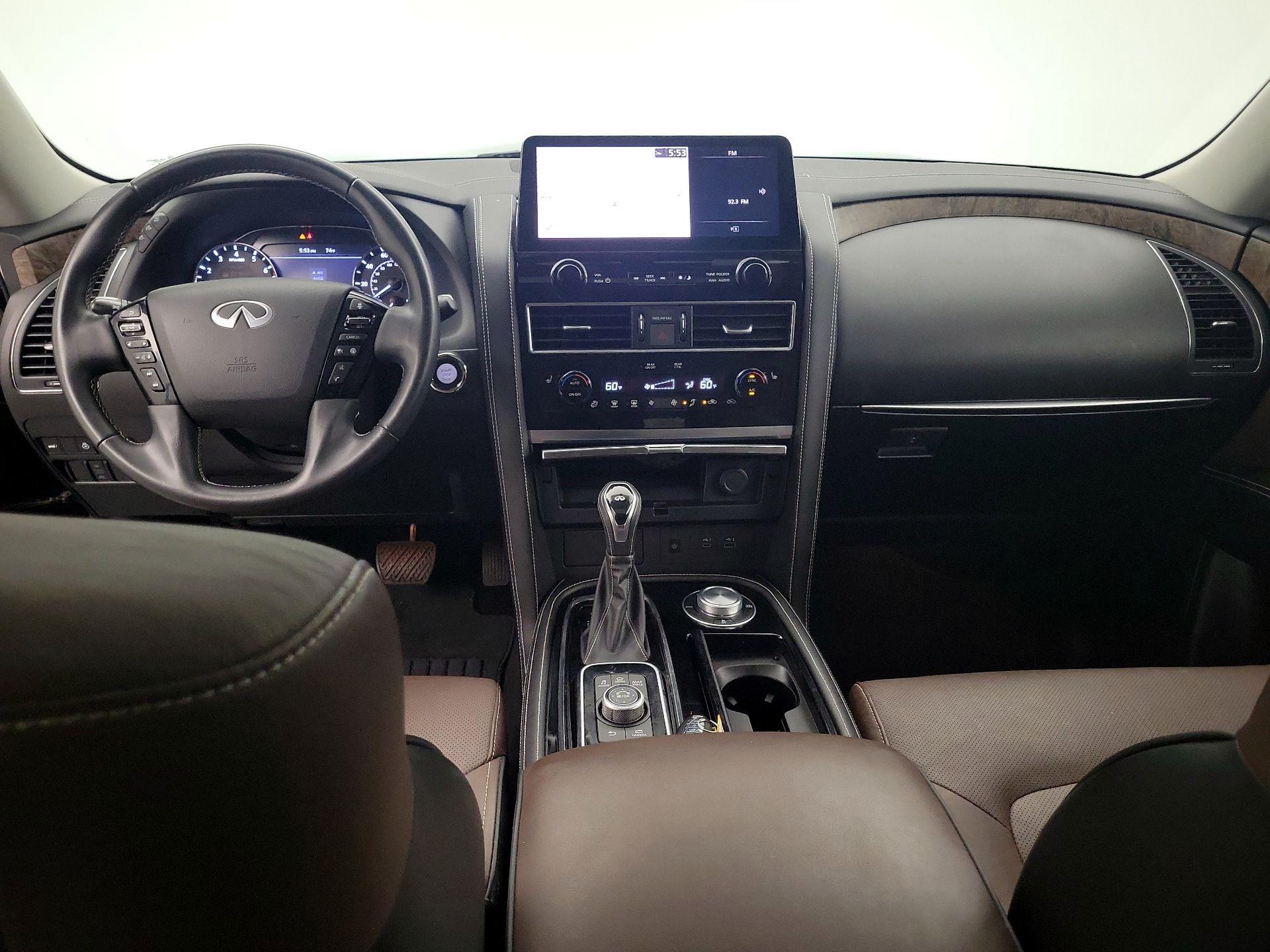 Thumbnail: 2024 INFINITI QX80 - 9