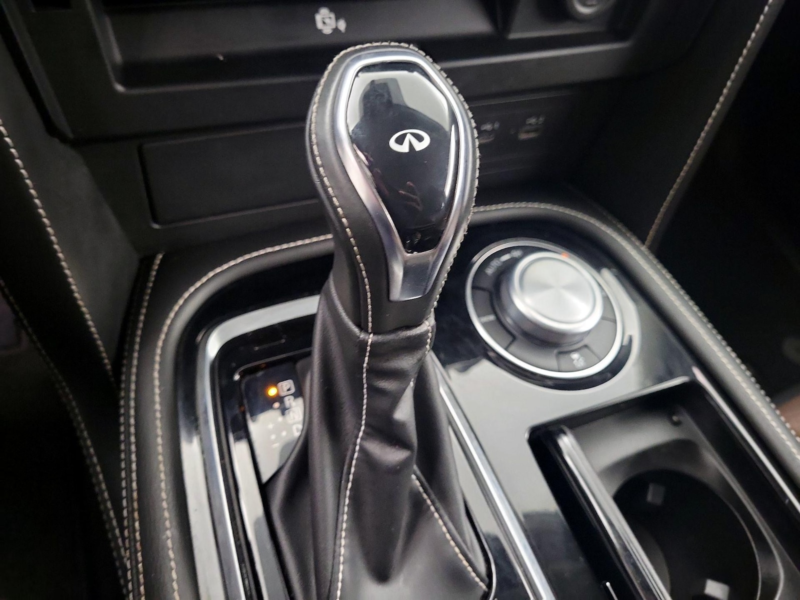 2024 INFINITI QX80 PREMIUM SELECT 4WD - Photo 19