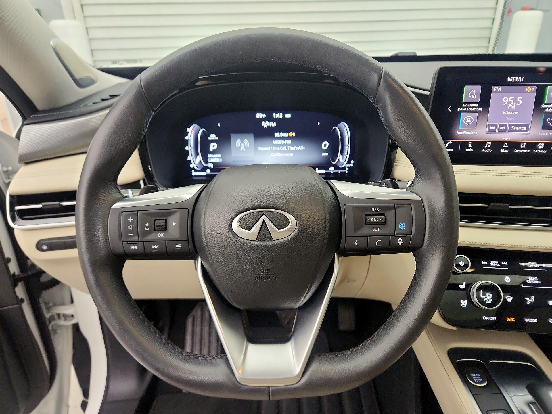 Thumbnail: 2023 INFINITI QX60 - 10