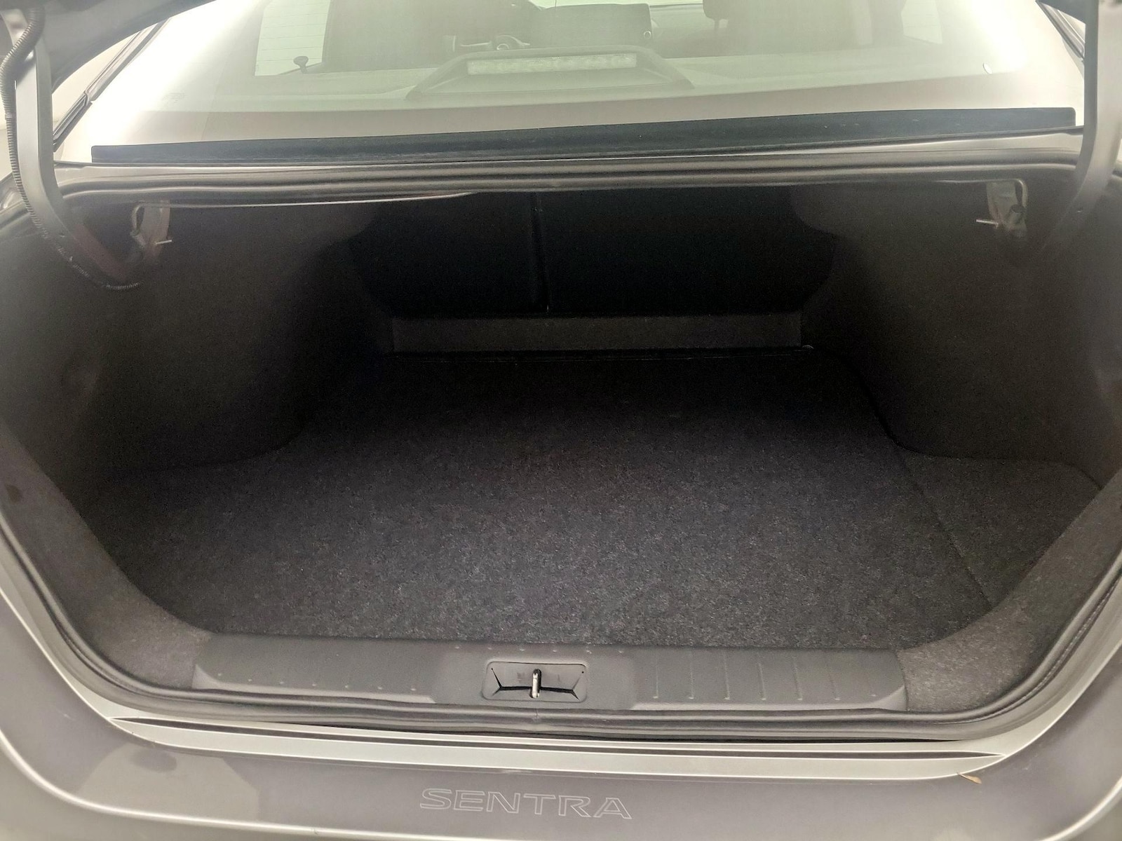 2023 Nissan Sentra SV - Photo 19