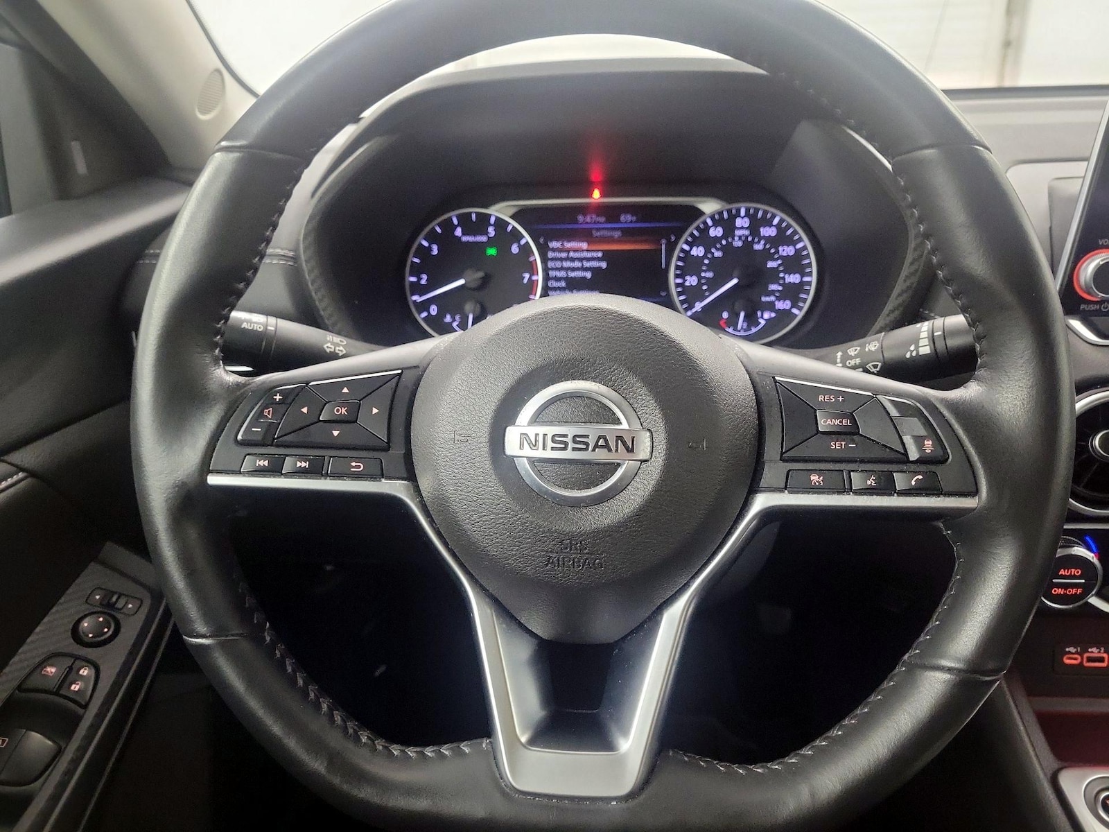 2023 Nissan Sentra SV - Photo 9