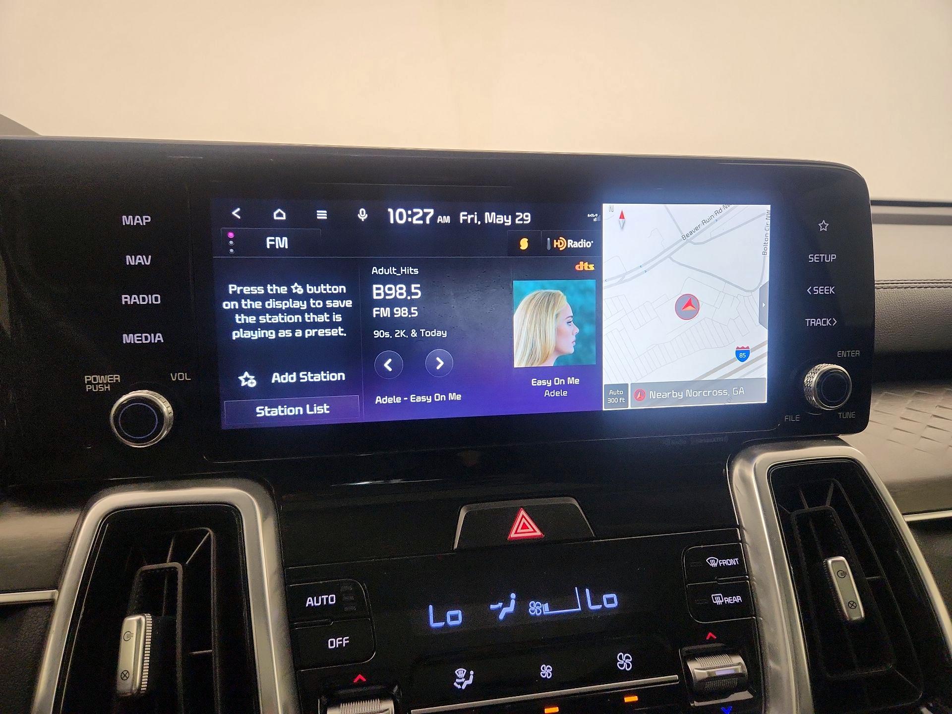 Thumbnail: 2023 Kia Sorento - 16