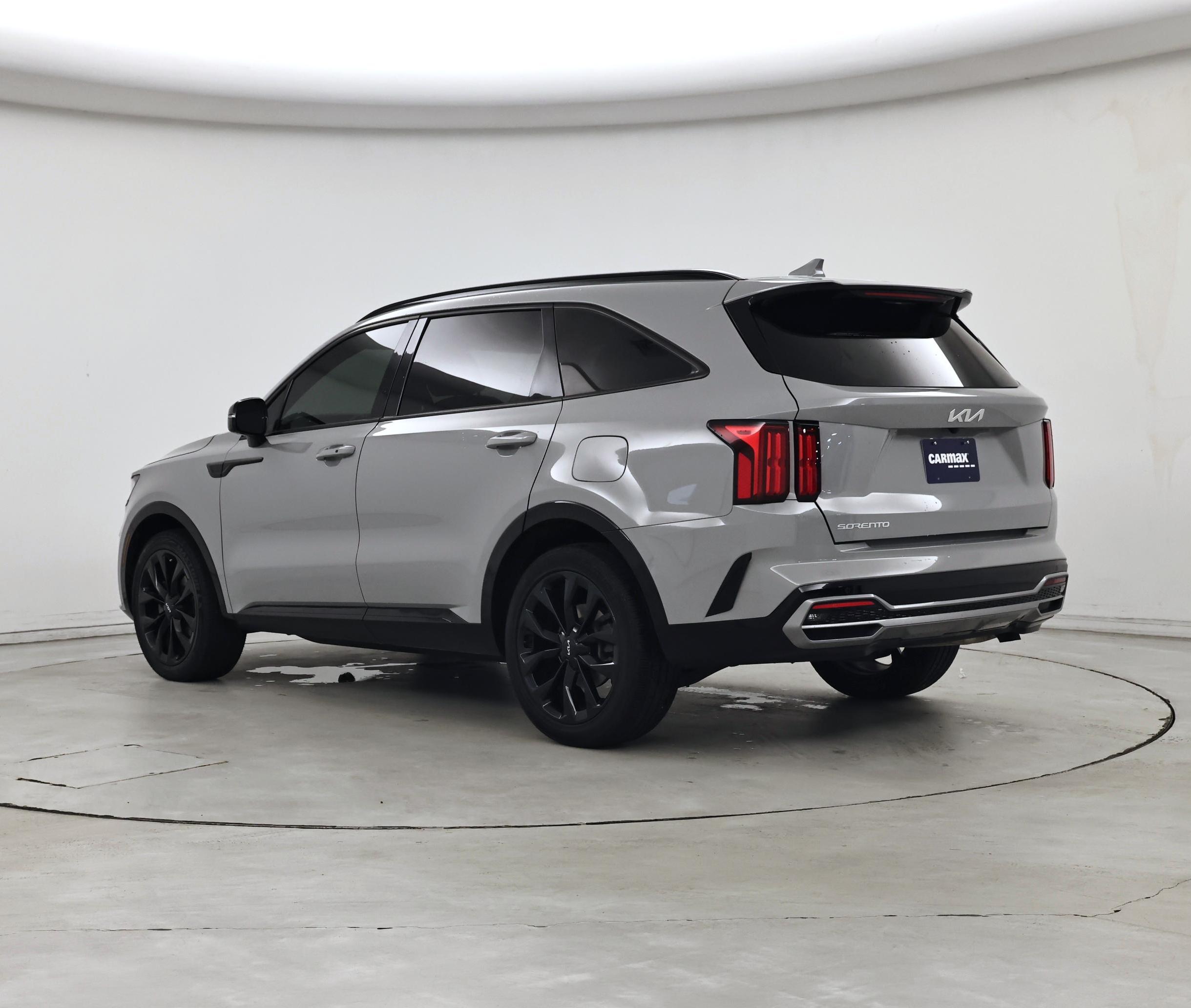 Thumbnail: 2023 Kia Sorento - 2