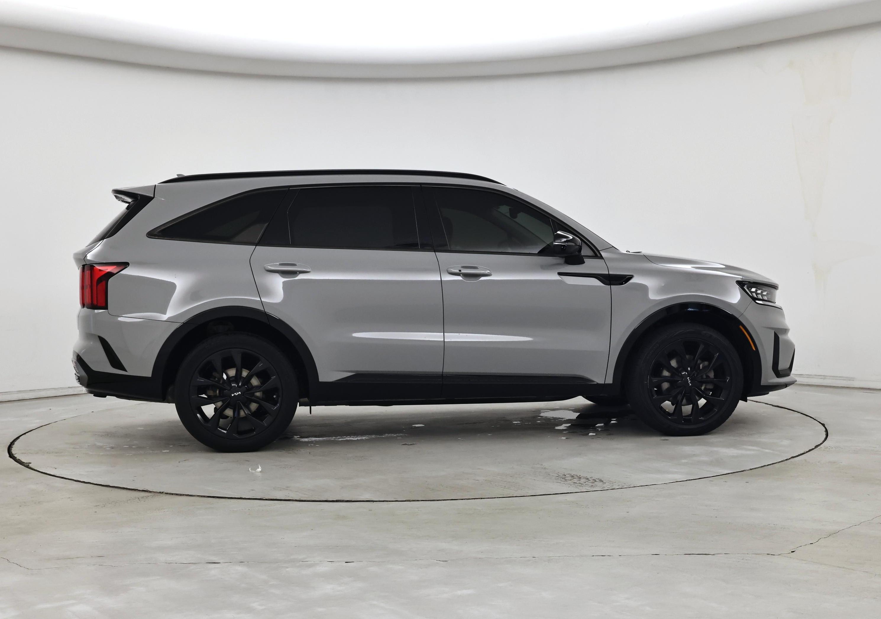 Thumbnail: 2023 Kia Sorento - 7