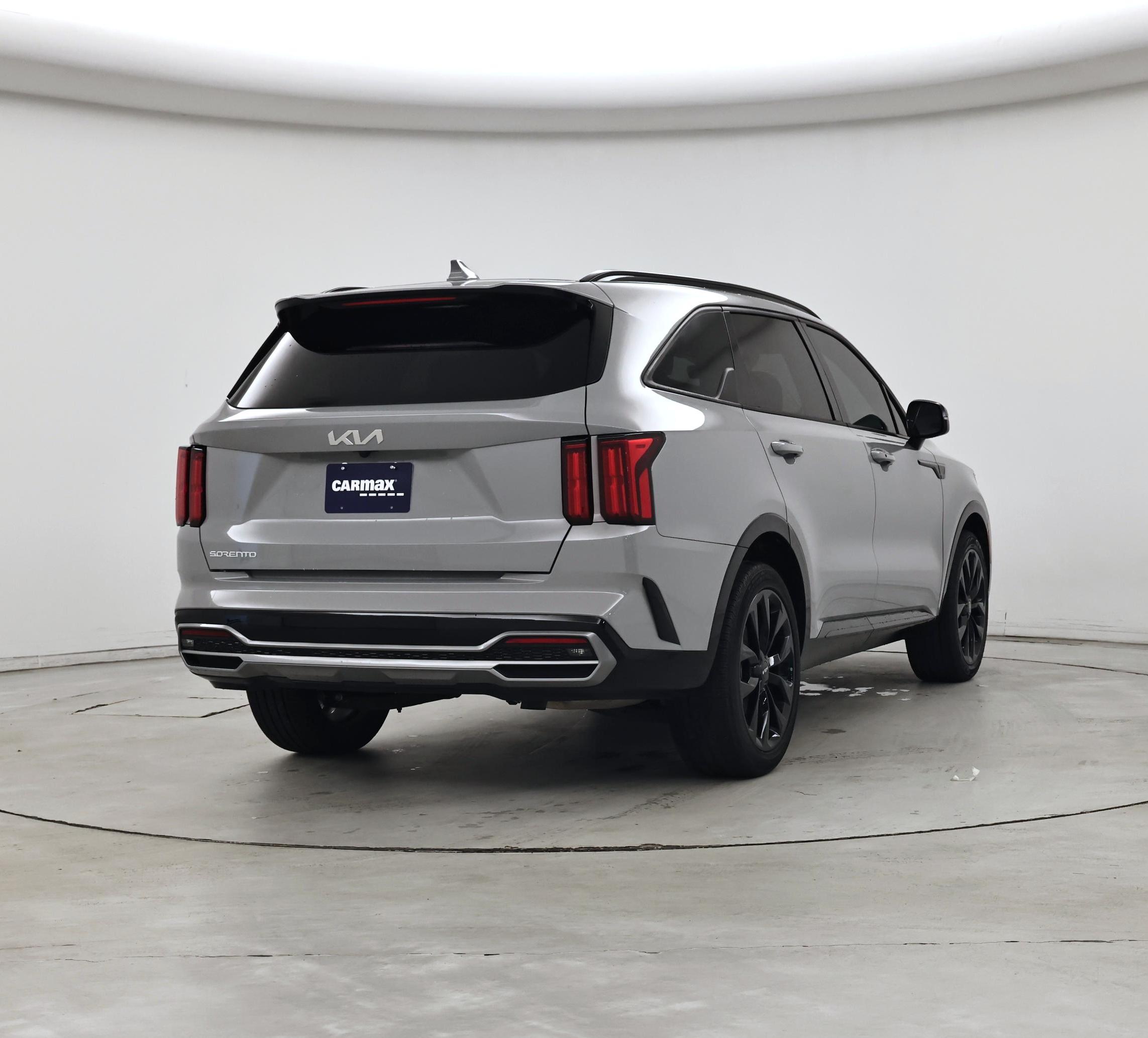 Thumbnail: 2023 Kia Sorento - 8