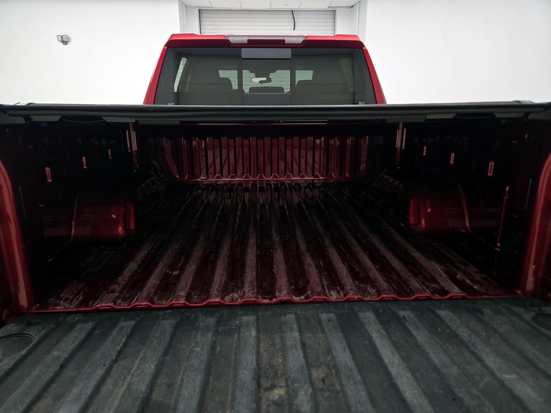 Thumbnail: 2023 Chevrolet Silverado 1500 - 20
