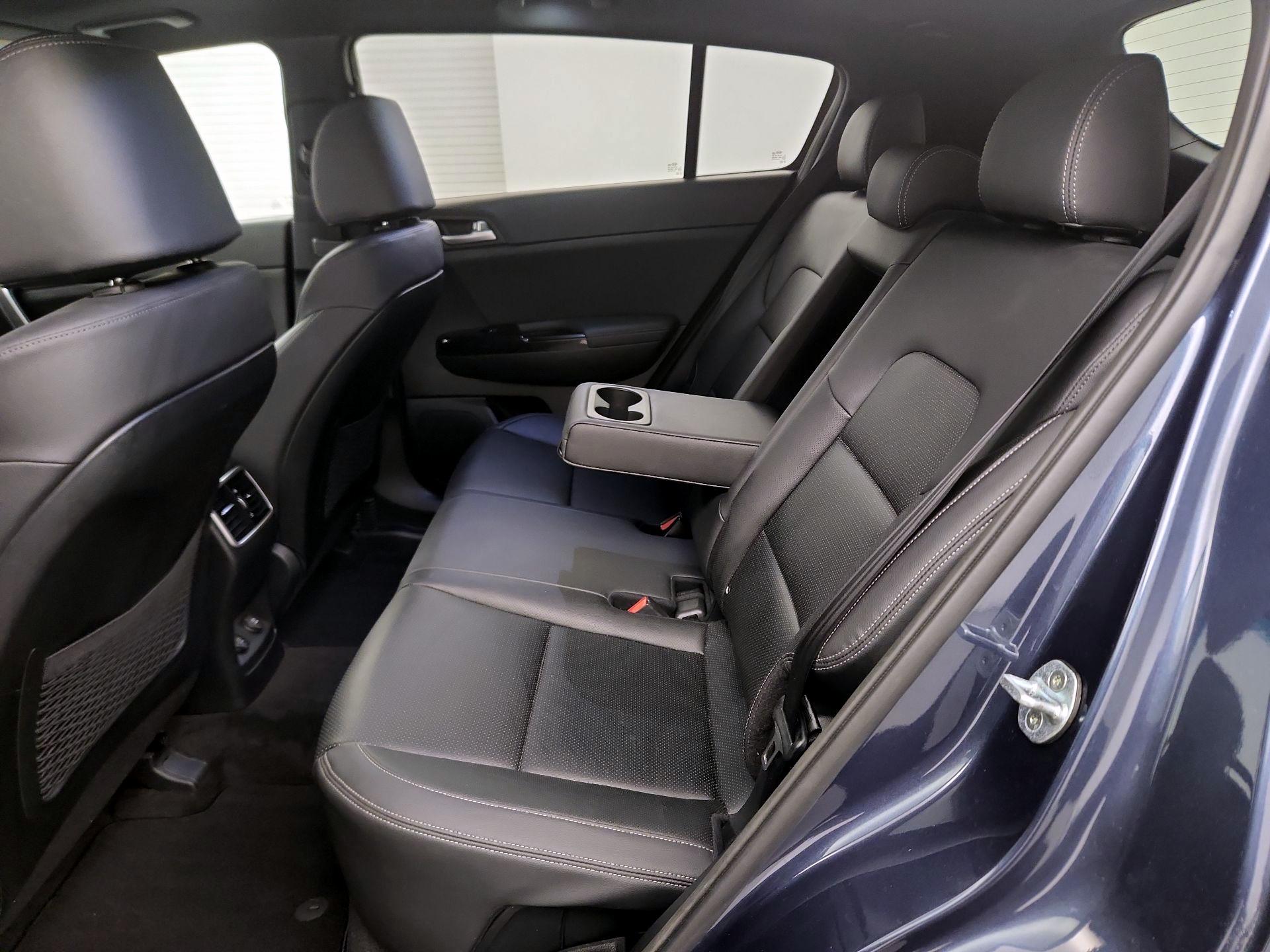 Thumbnail: 2022 Kia Sportage - 16