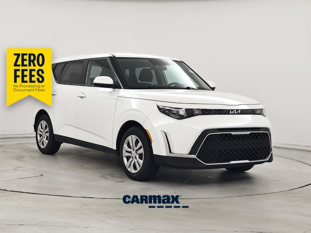 White 2023 Kia Soul LX FWD SUV / Crossover Front-Wheel Drive Automatic