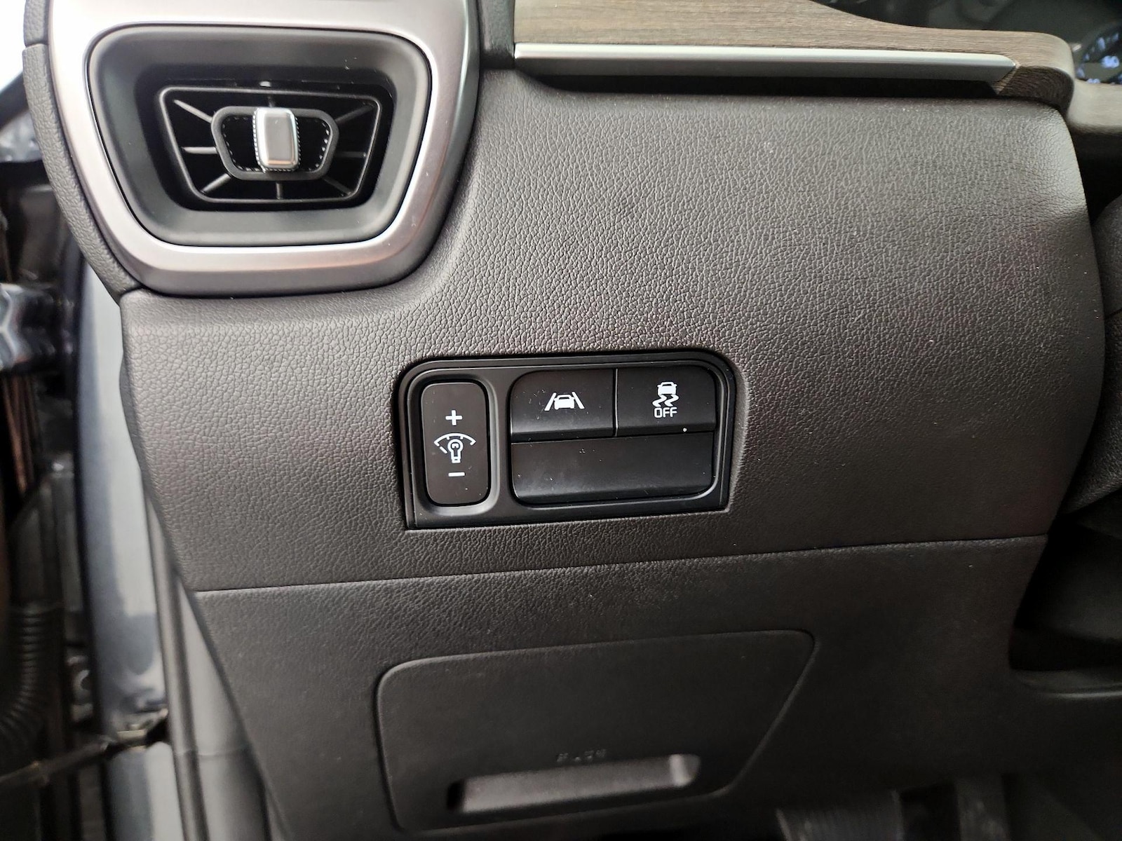 2023 Kia Sorento X-Line S - Photo 14