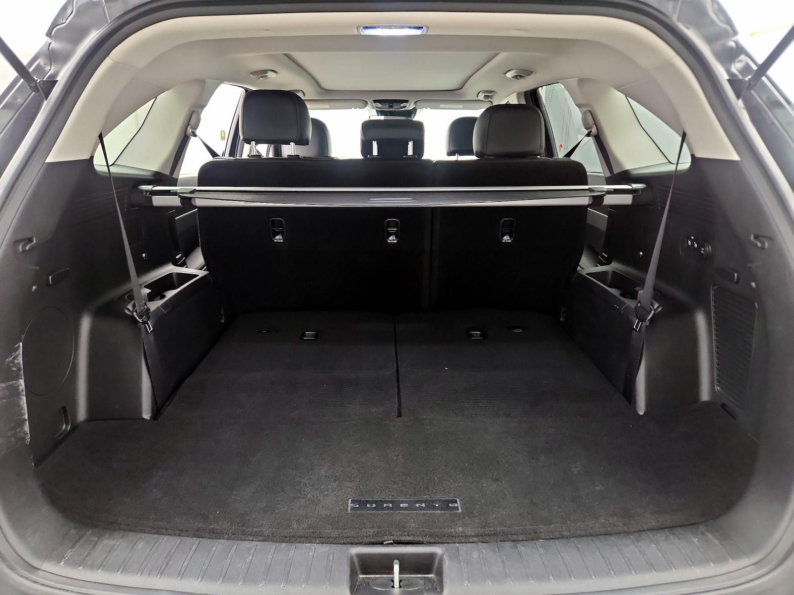 2023 Kia Sorento X-Line S - Photo 23