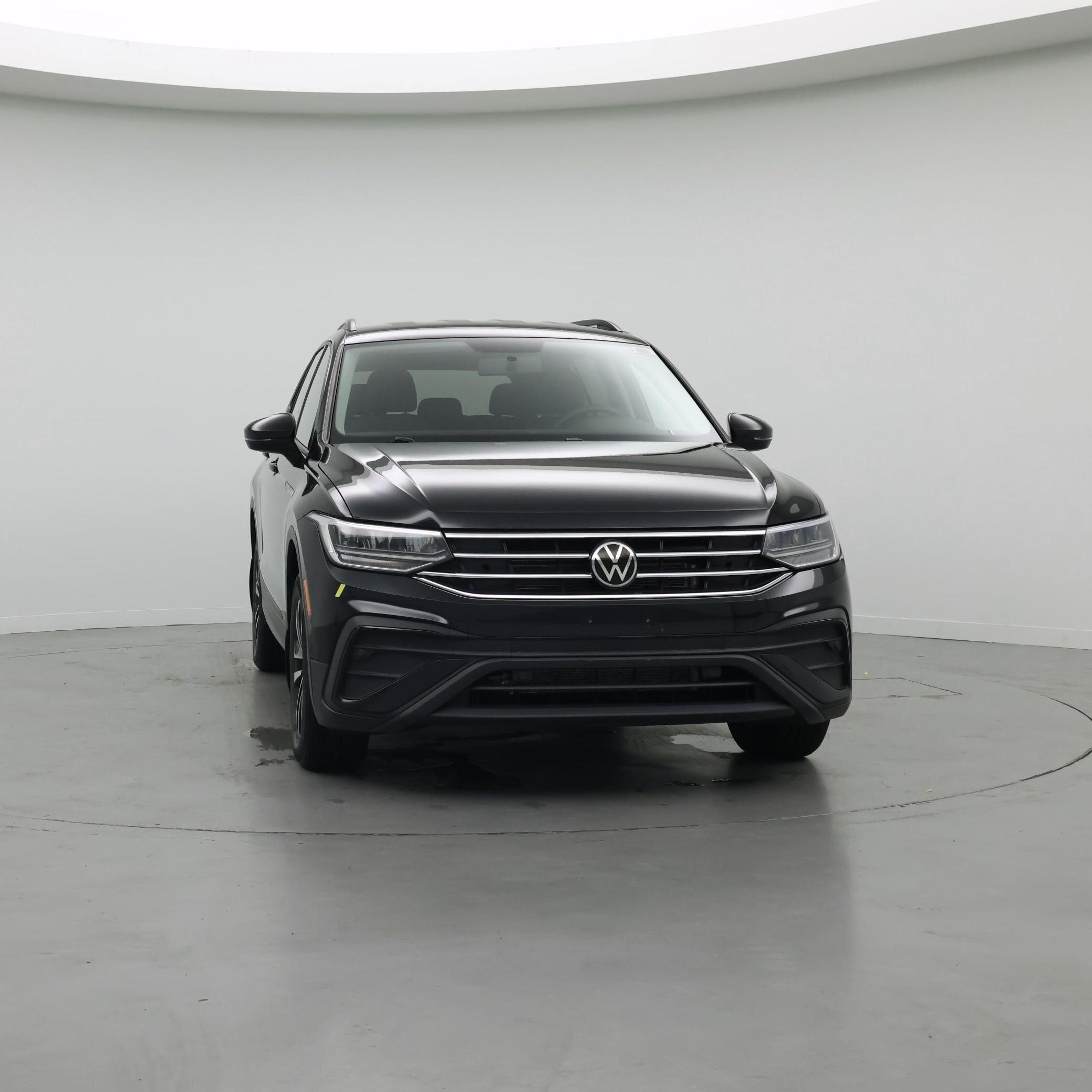 Thumbnail: 2022 Volkswagen Tiguan - 5