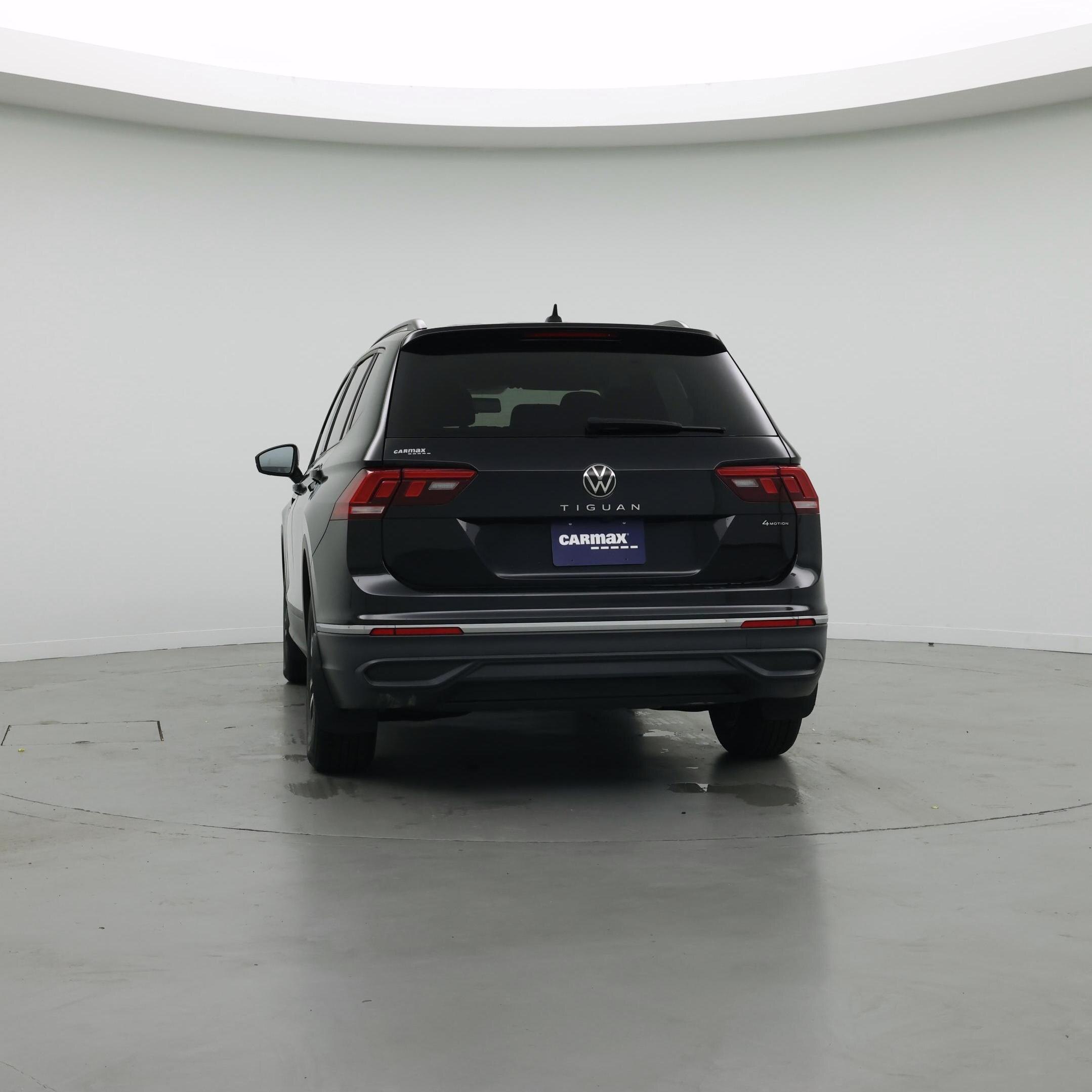 Thumbnail: 2022 Volkswagen Tiguan - 6