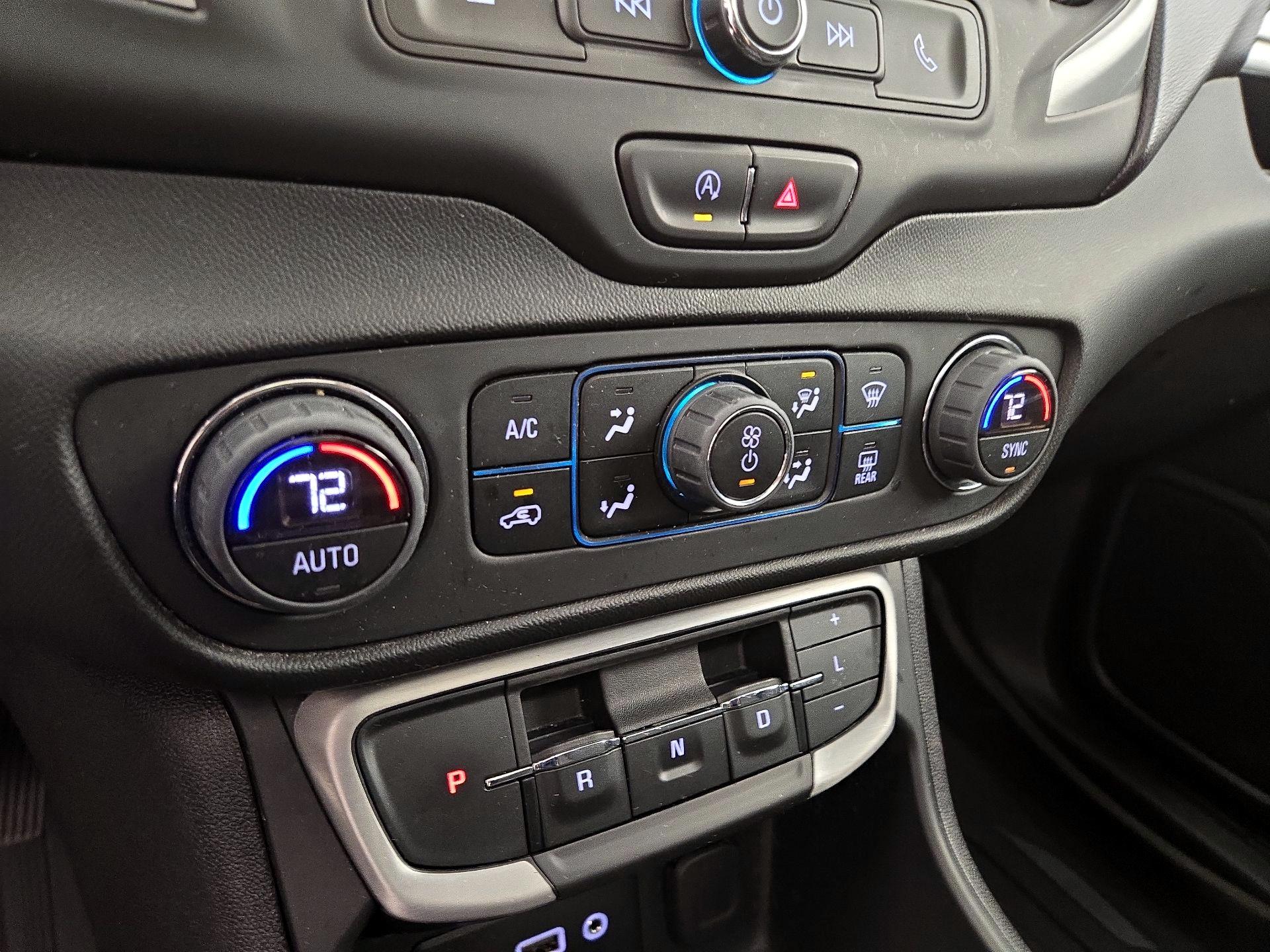 Thumbnail: 2023 GMC Terrain - 16