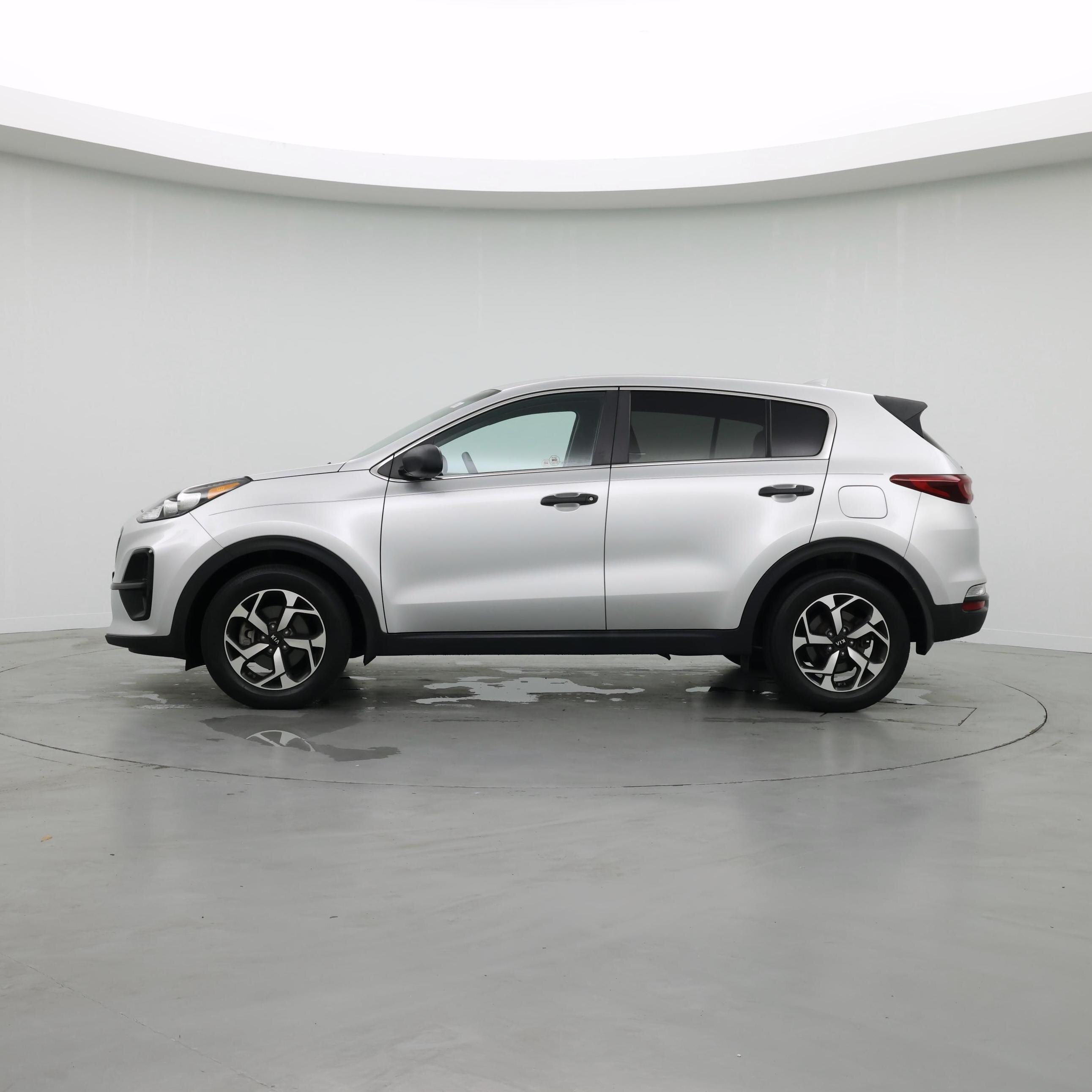 Thumbnail: 2021 Kia Sportage - 3