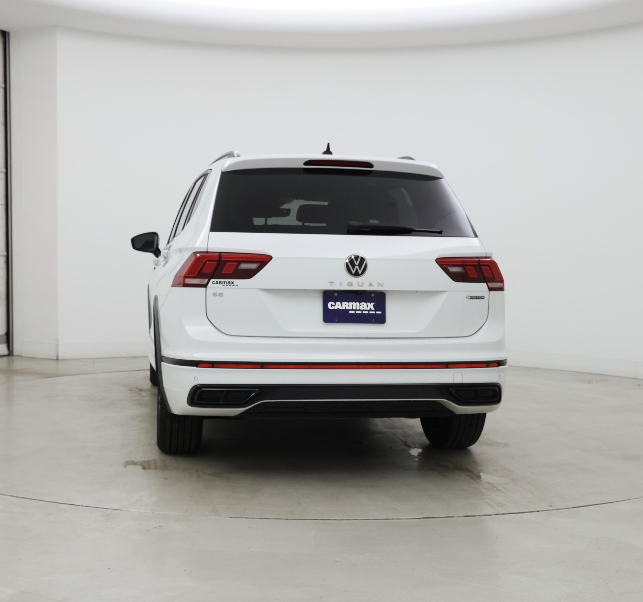 Thumbnail: 2022 Volkswagen Tiguan - 6