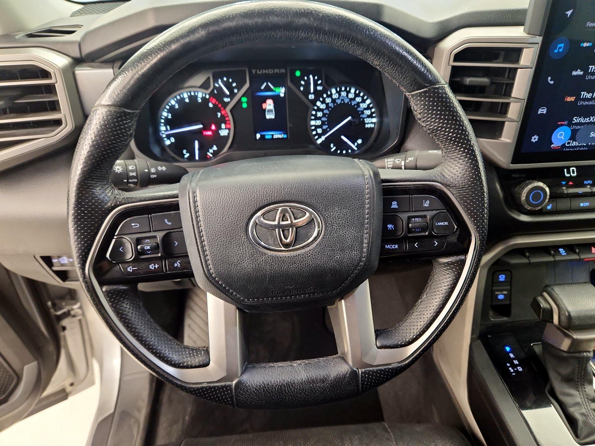 Thumbnail: 2022 Toyota Tundra - 10