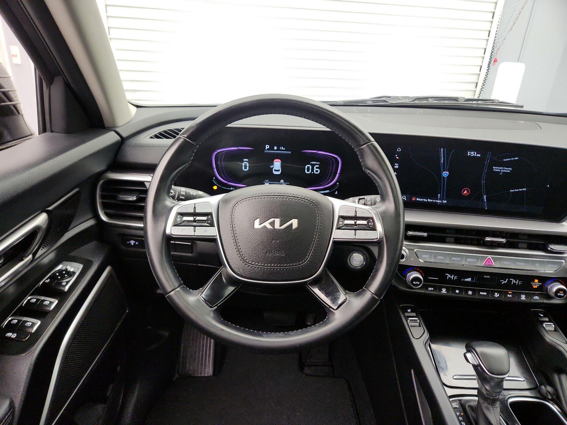 Thumbnail: 2023 Kia Telluride - 10