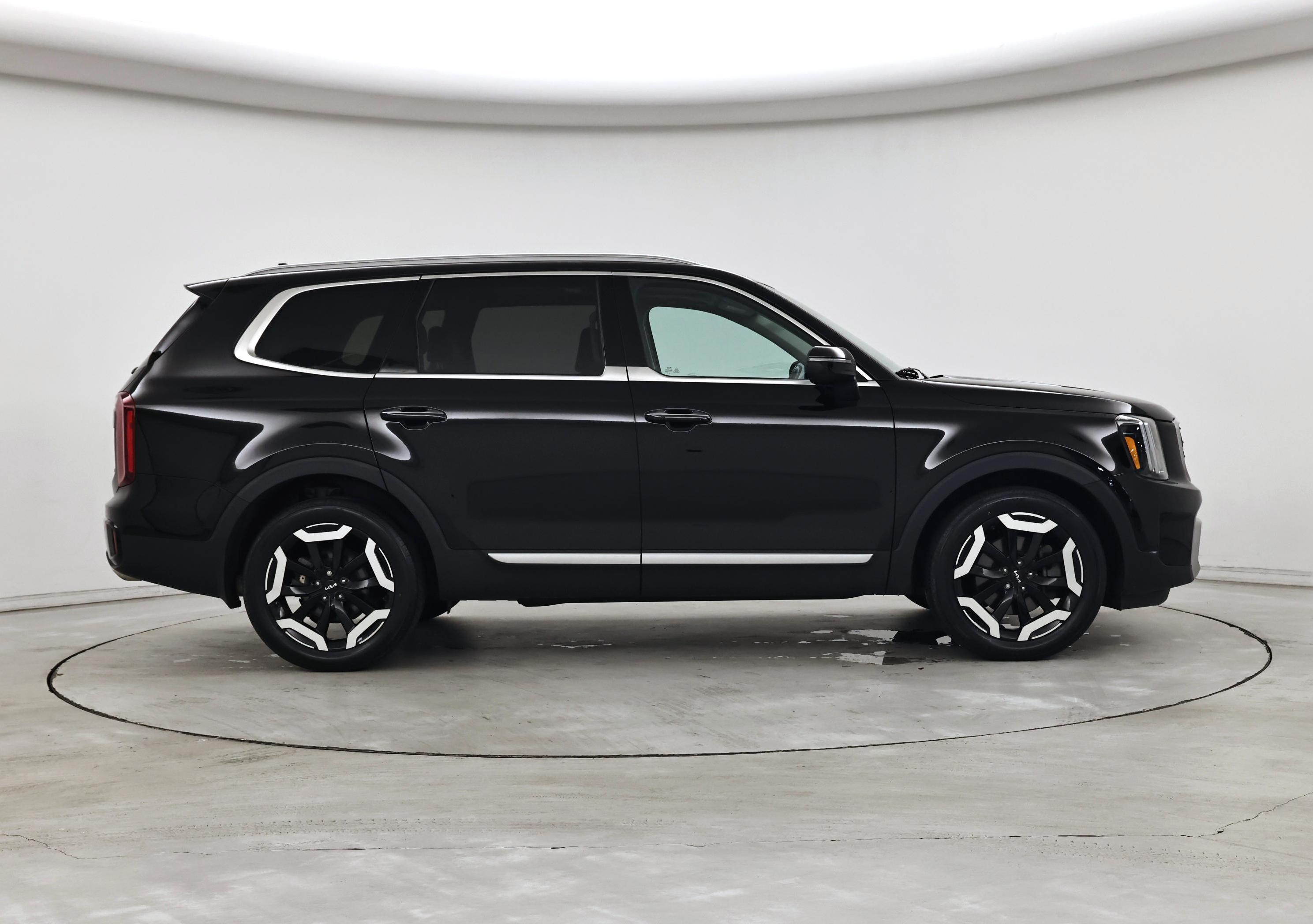 Thumbnail: 2023 Kia Telluride - 7