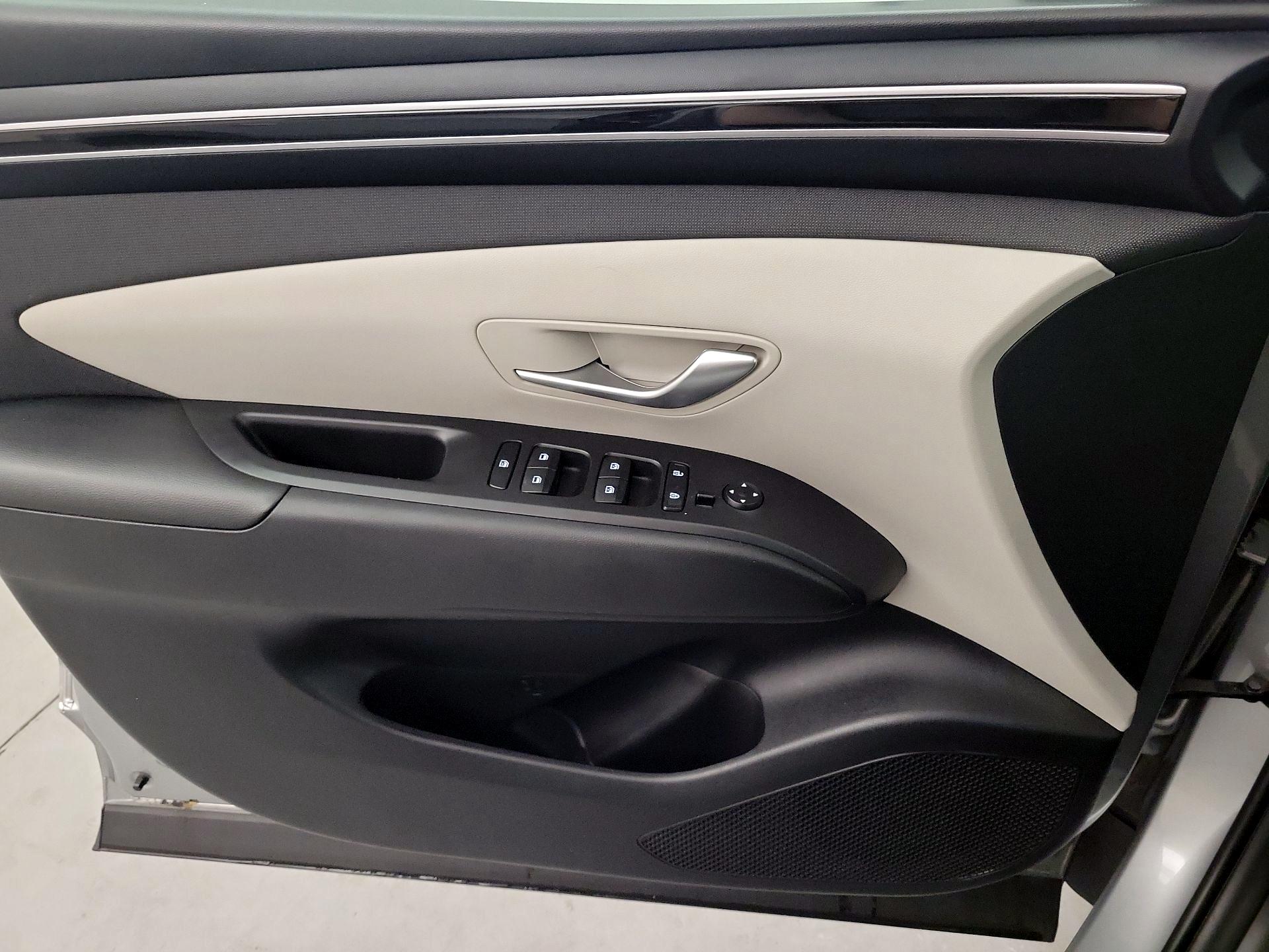 Thumbnail: 2023 Hyundai Tucson - 10