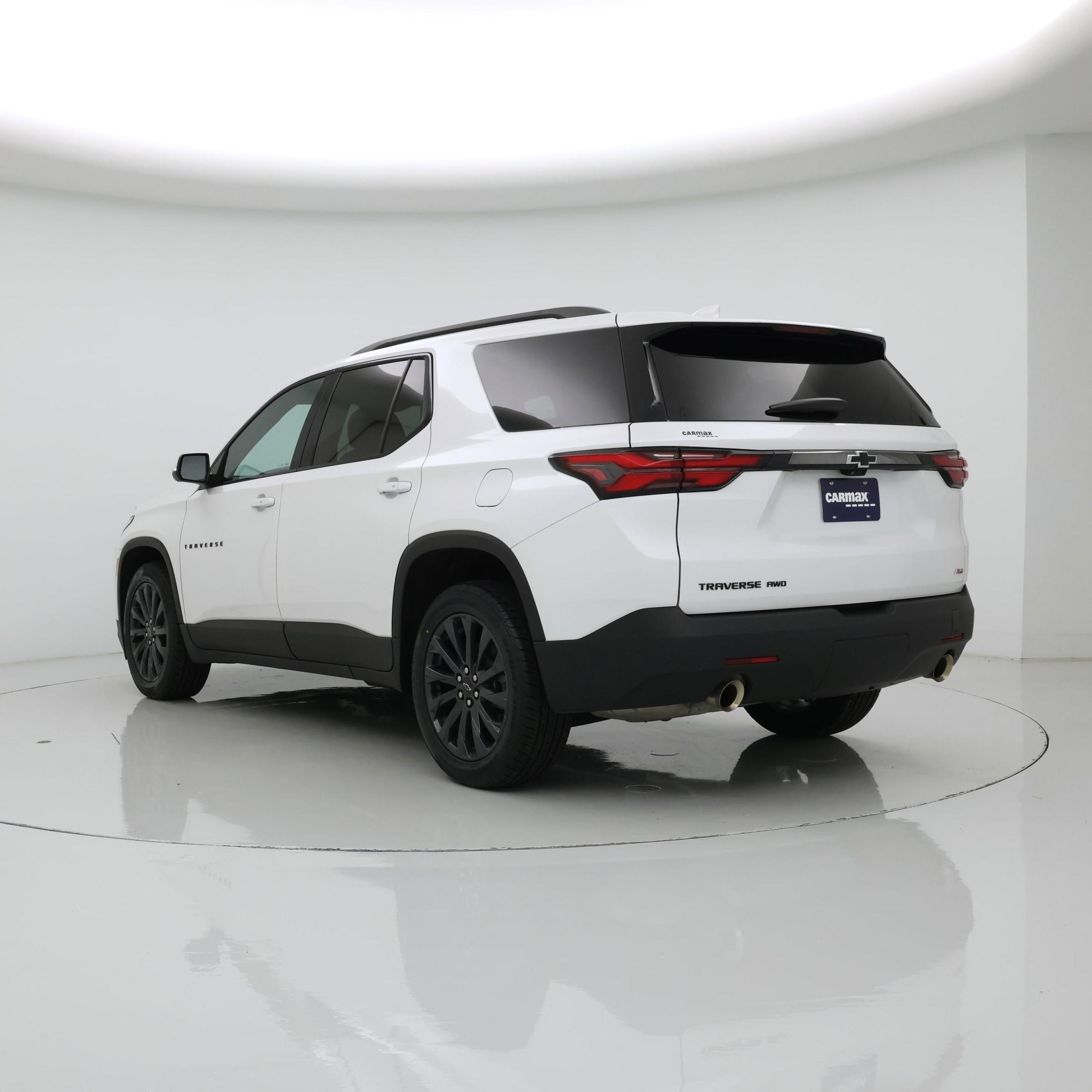 Thumbnail: 2023 Chevrolet Traverse - 2