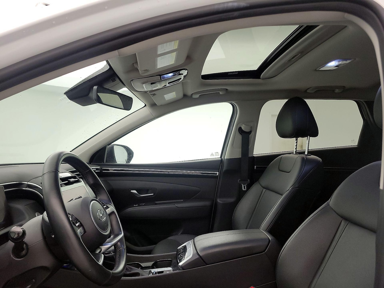 Sunroof(s) & Overhead Airbags