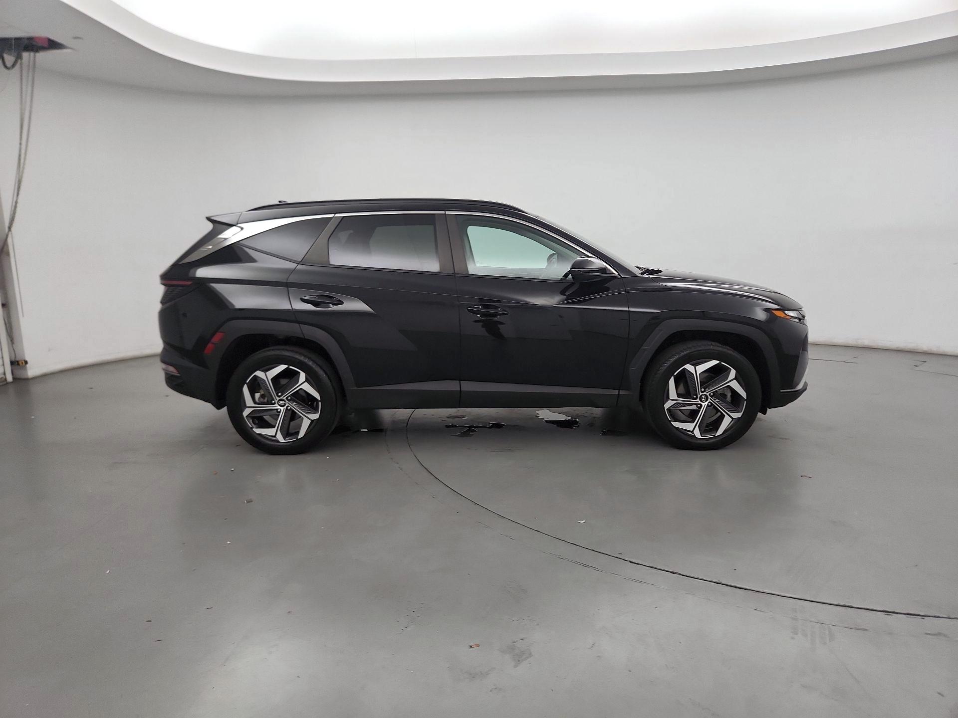 Thumbnail: 2023 Hyundai Tucson - 4