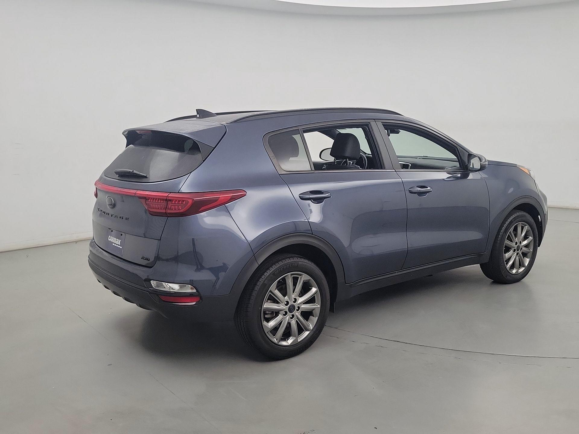 Thumbnail: 2022 Kia Sportage - 5