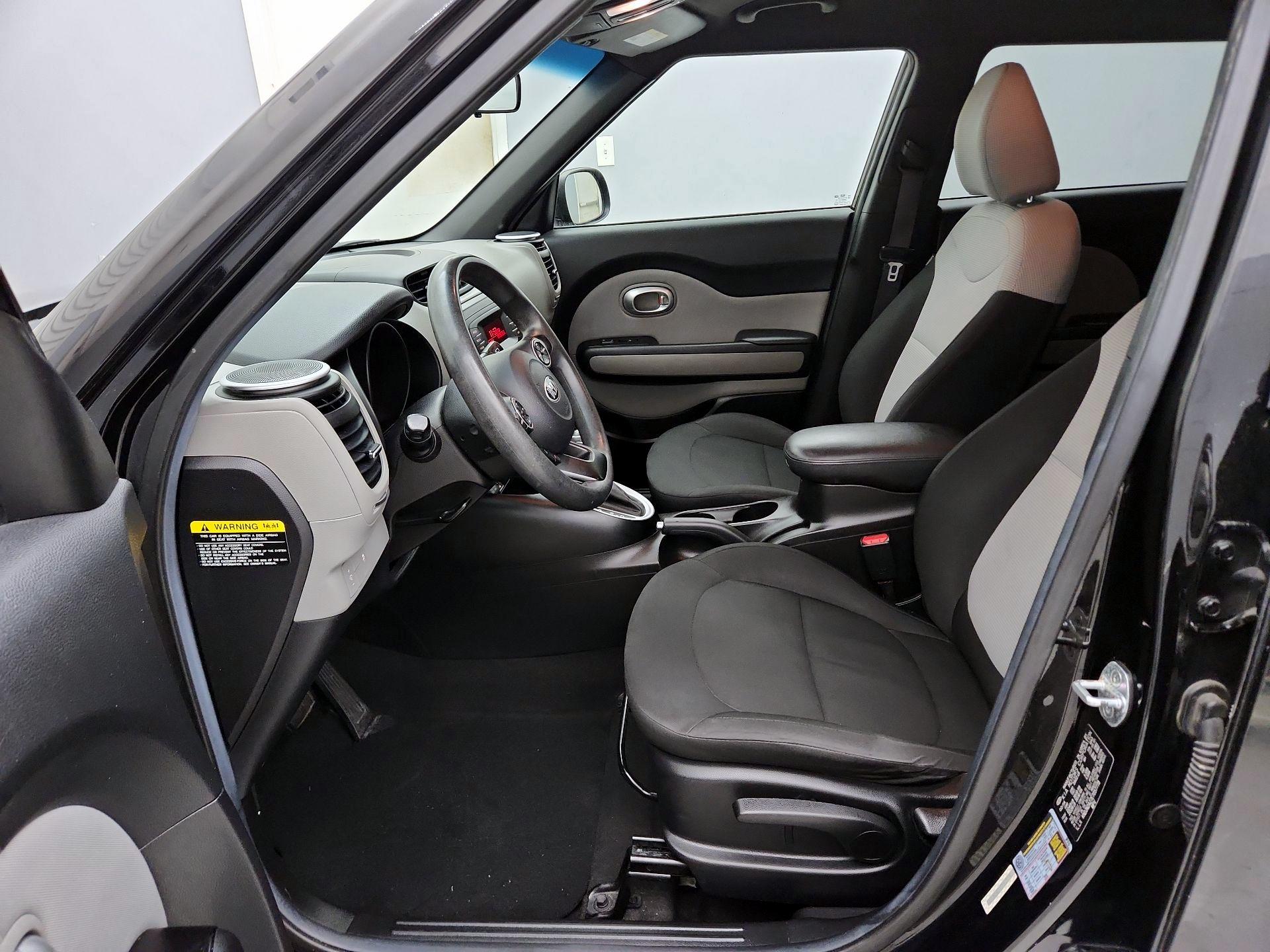 Thumbnail: 2022 Kia Soul - 11