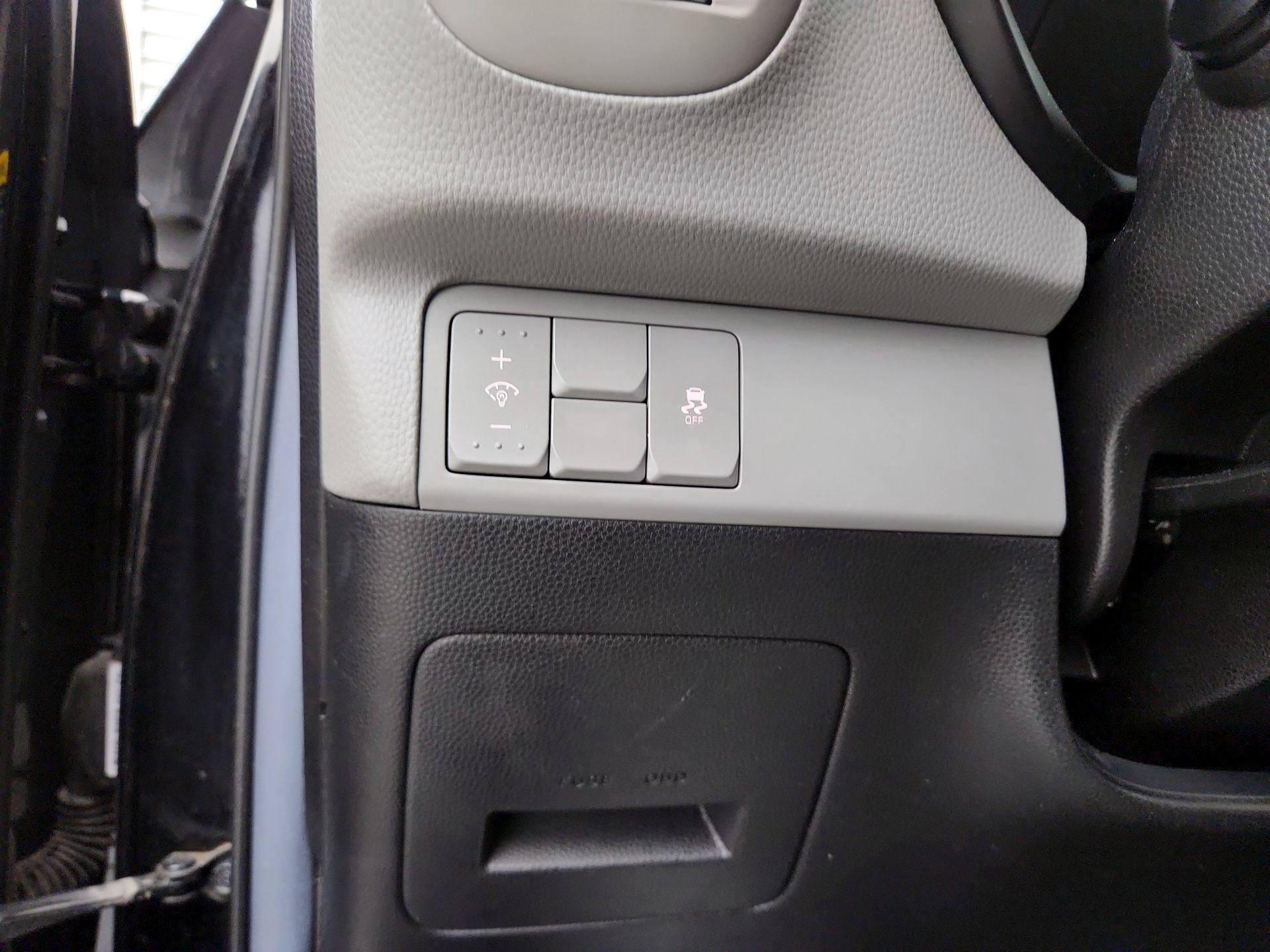 Thumbnail: 2022 Kia Soul - 13