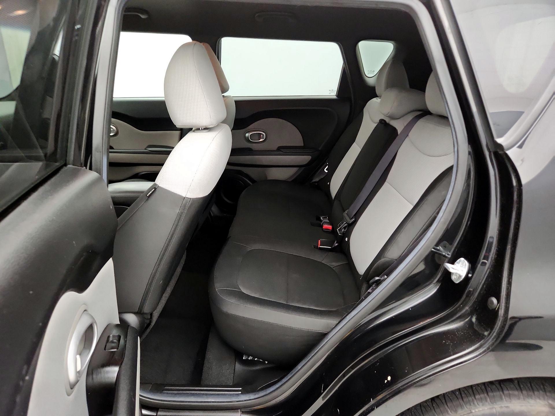 Thumbnail: 2022 Kia Soul - 18