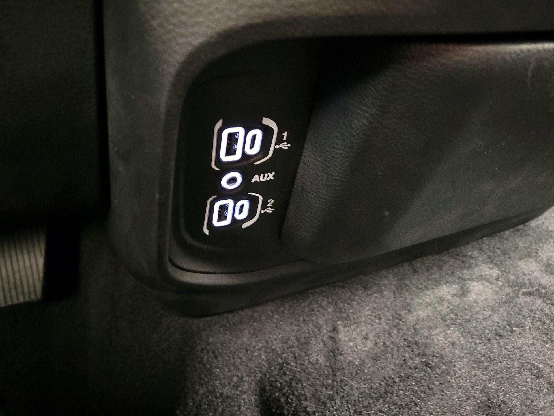 Thumbnail: 2025 RAM 1500 - 19
