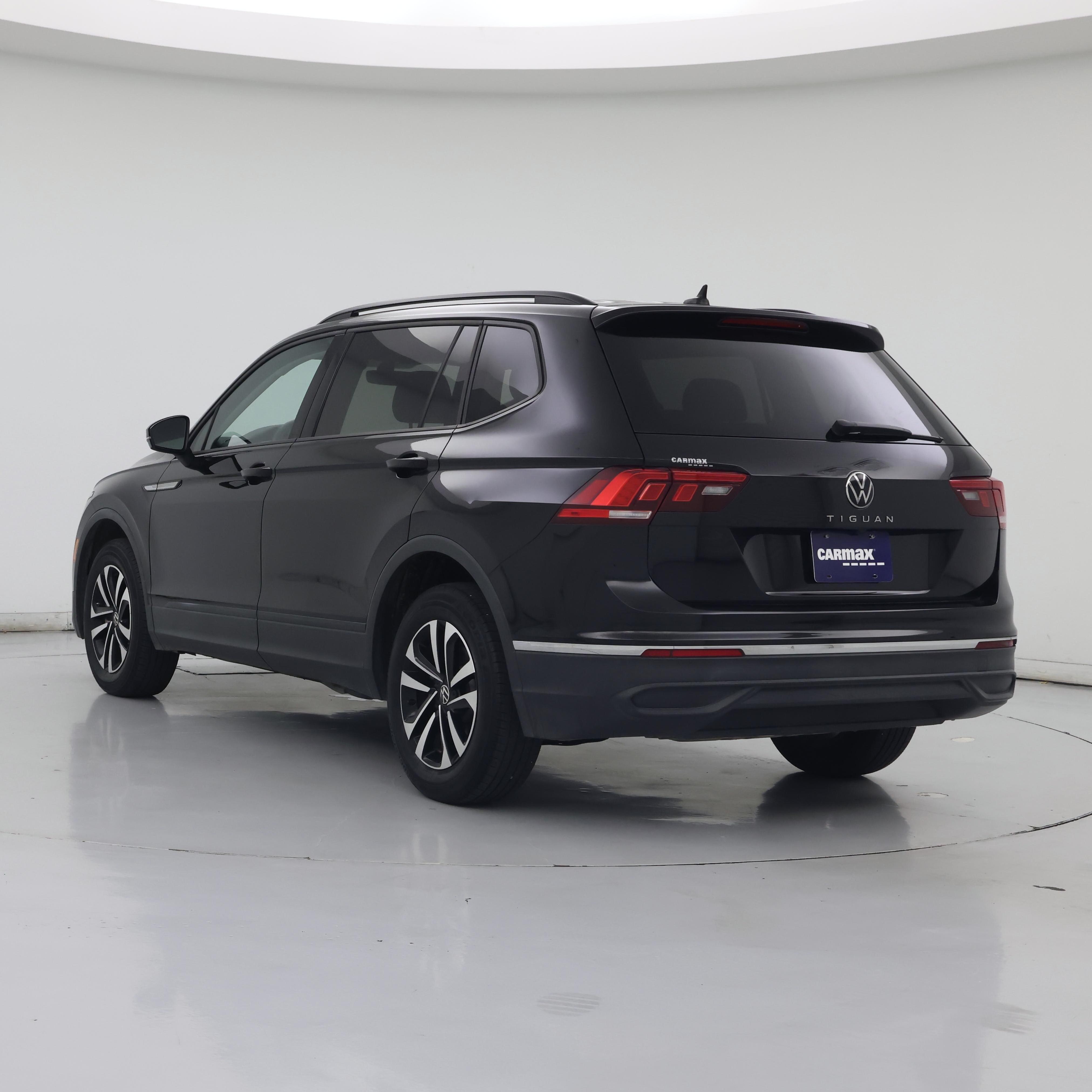Thumbnail: 2023 Volkswagen Tiguan - 2