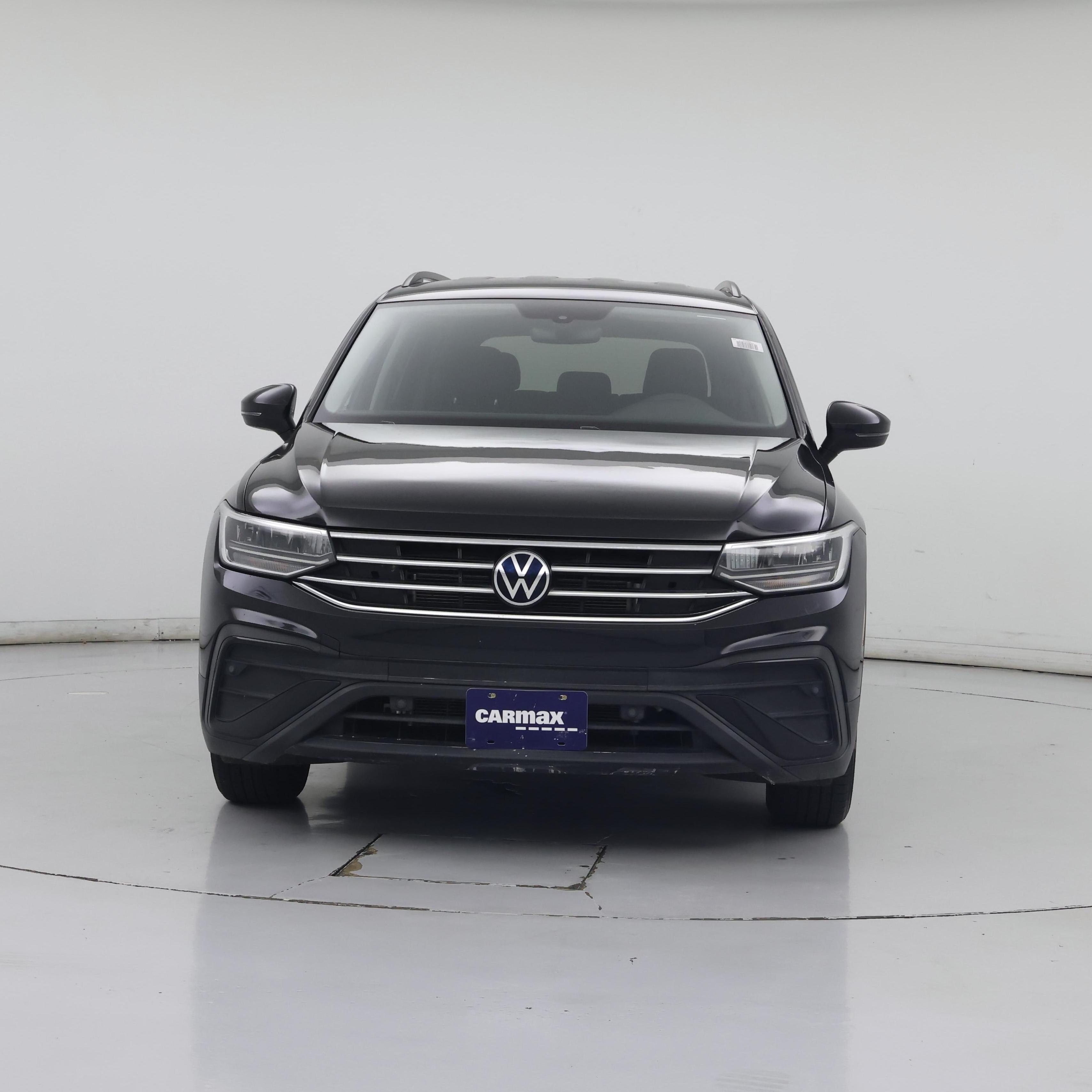 Thumbnail: 2023 Volkswagen Tiguan - 5