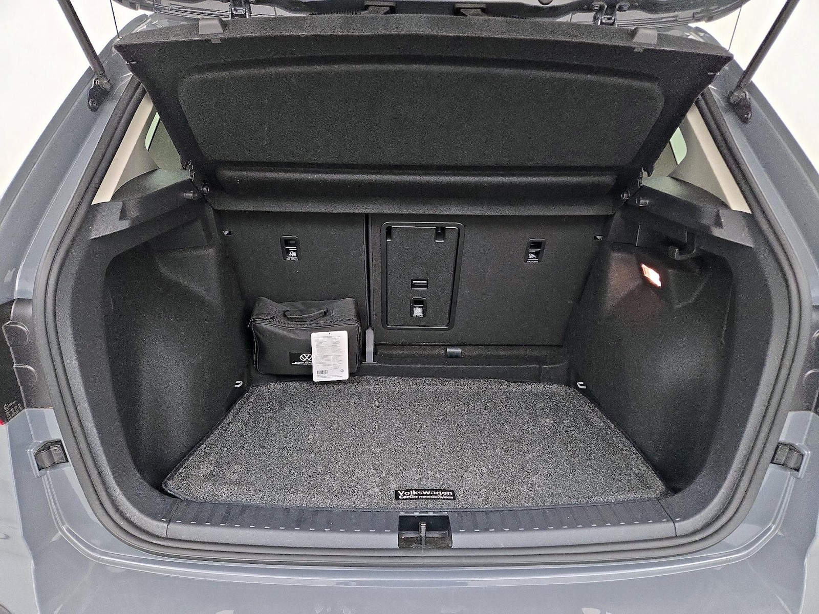 2023 Volkswagen Taos SE - Photo 21