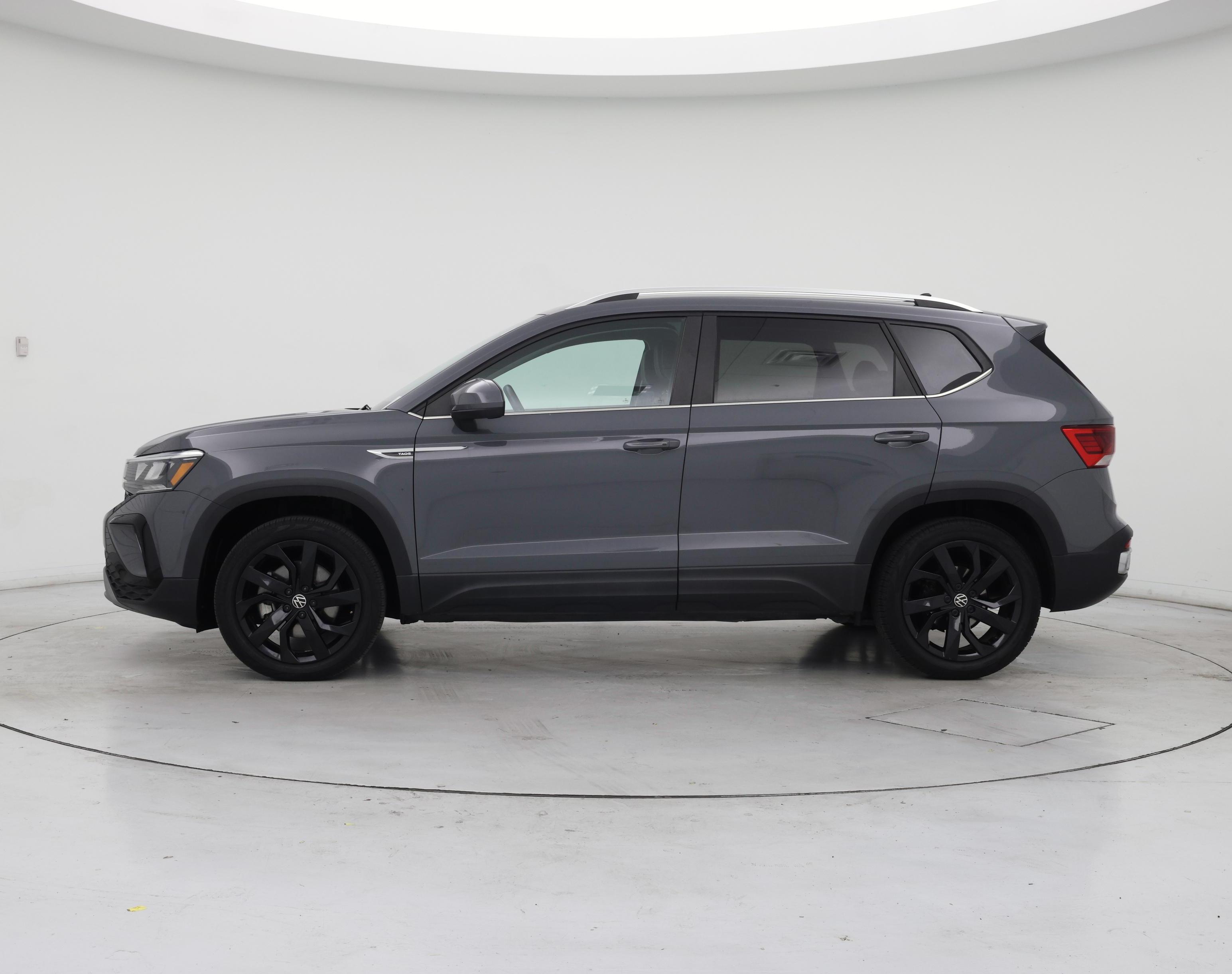 Thumbnail: 2023 Volkswagen Taos - 3