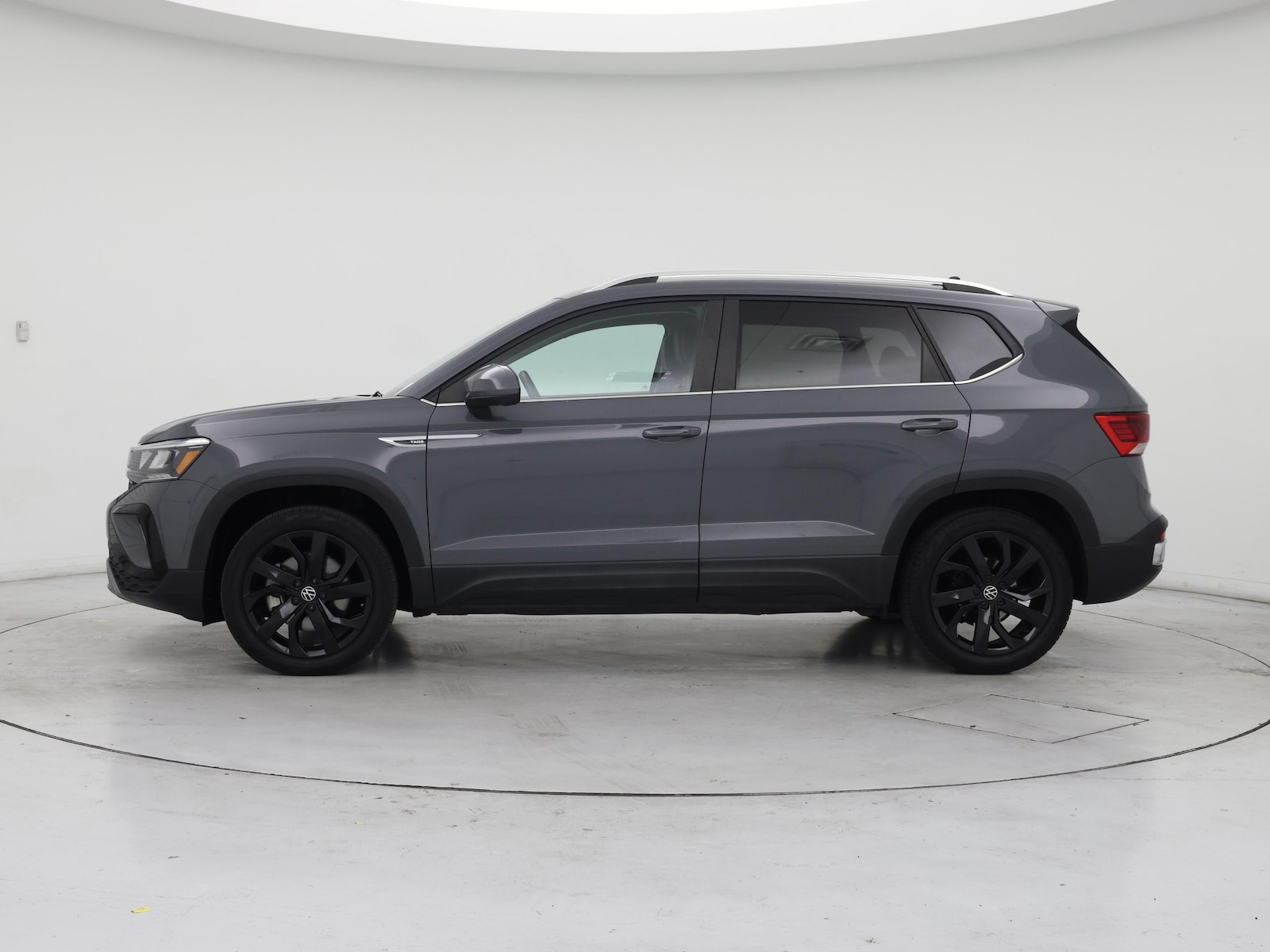 2023 Volkswagen Taos SE - Photo 4