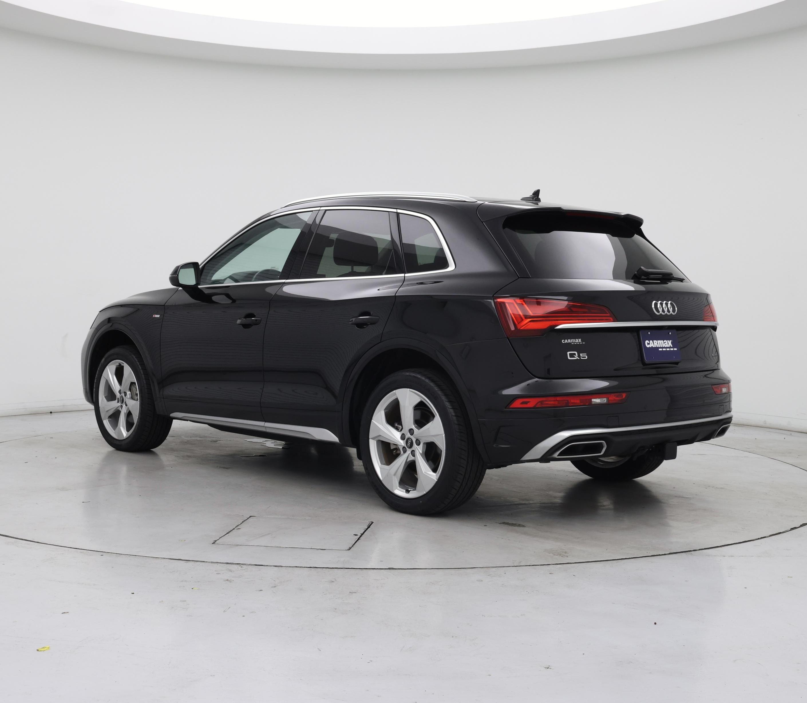 Thumbnail: 2023 Audi Q5 - 2