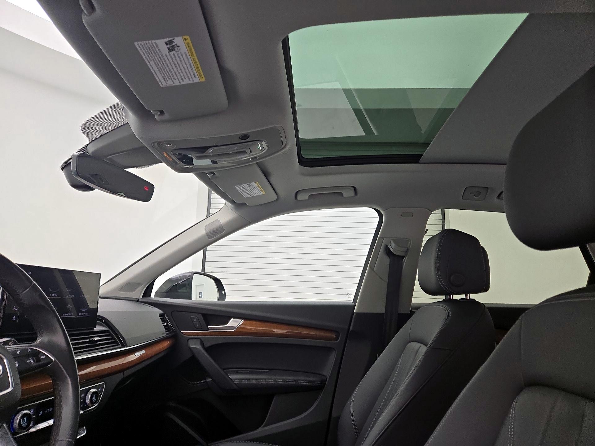 Thumbnail: 2023 Audi Q5 - 19