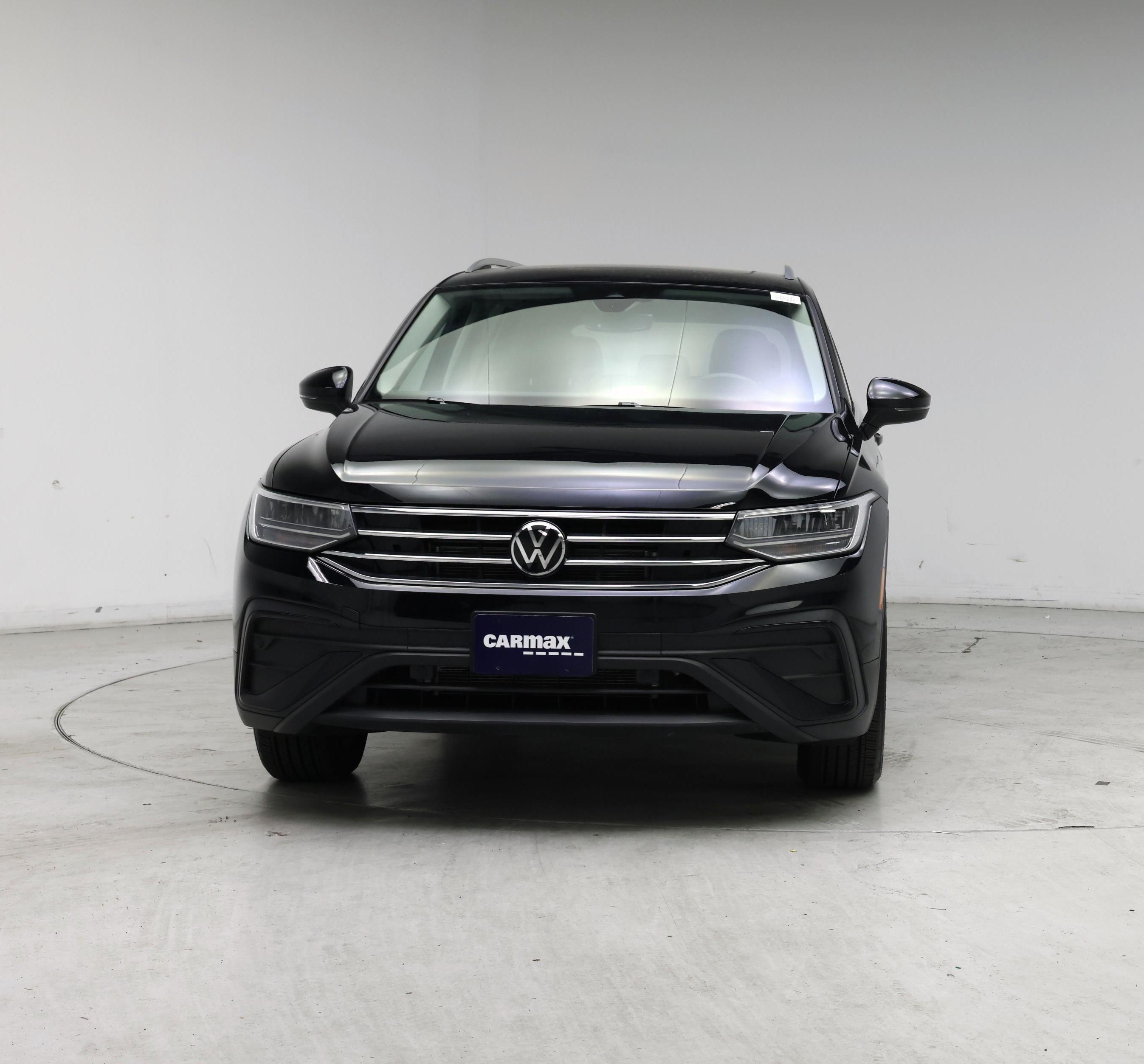 Thumbnail: 2023 Volkswagen Tiguan - 5