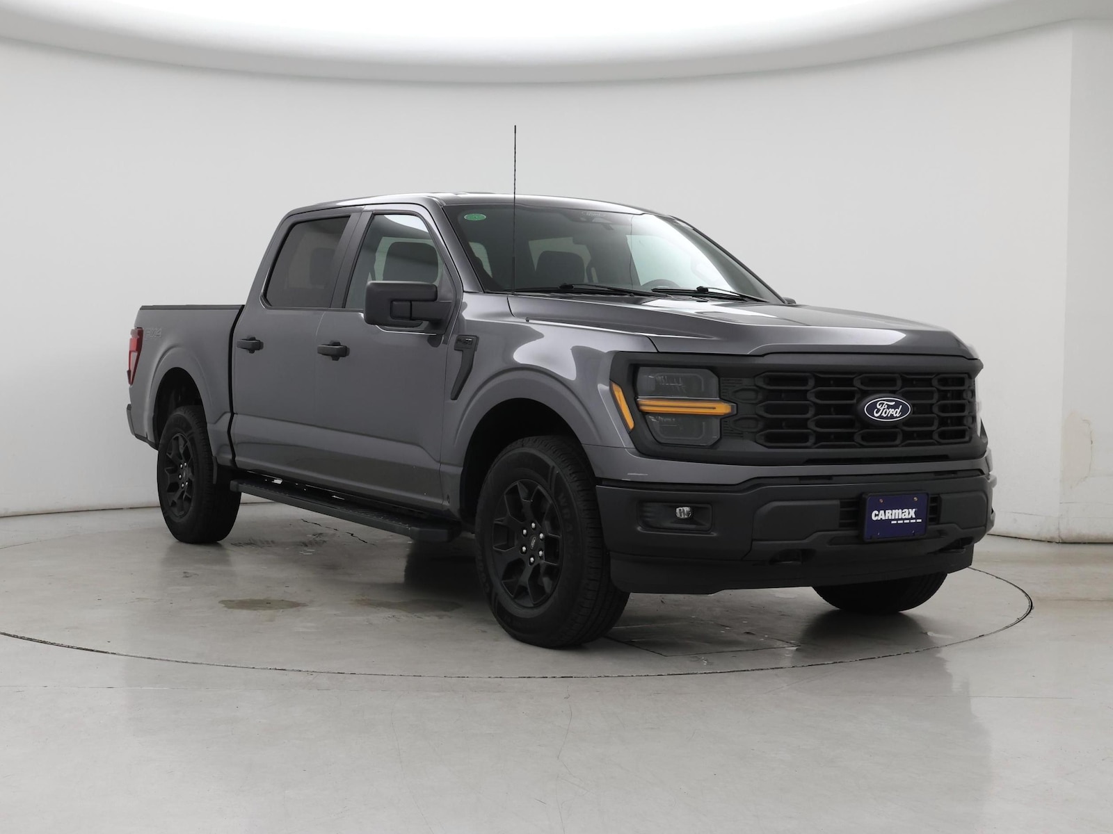 2024 Ford F-150 STX - Photo 2