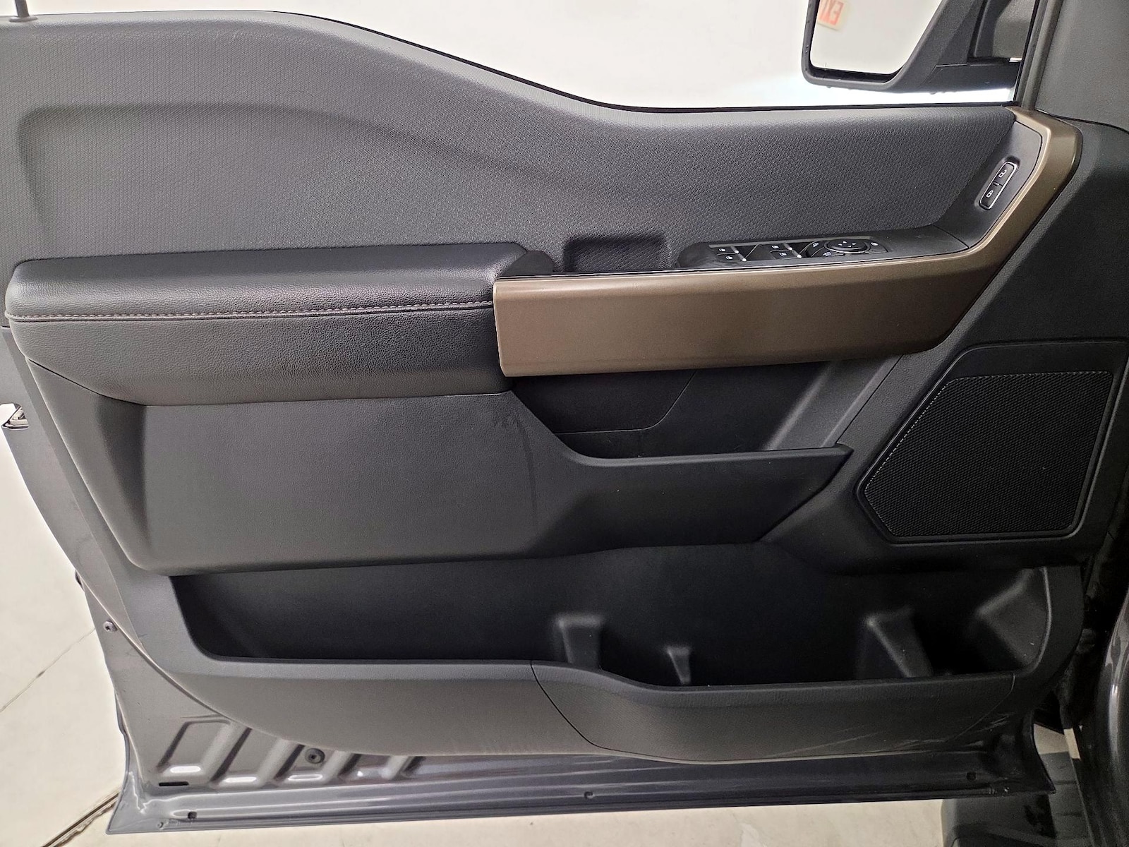 2024 Ford F-150 STX - Photo 13
