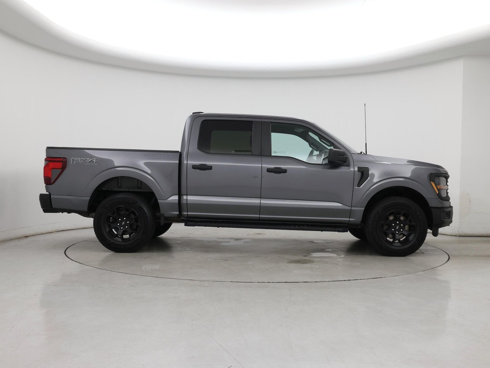 2024 Ford F-150 STX - Photo 8