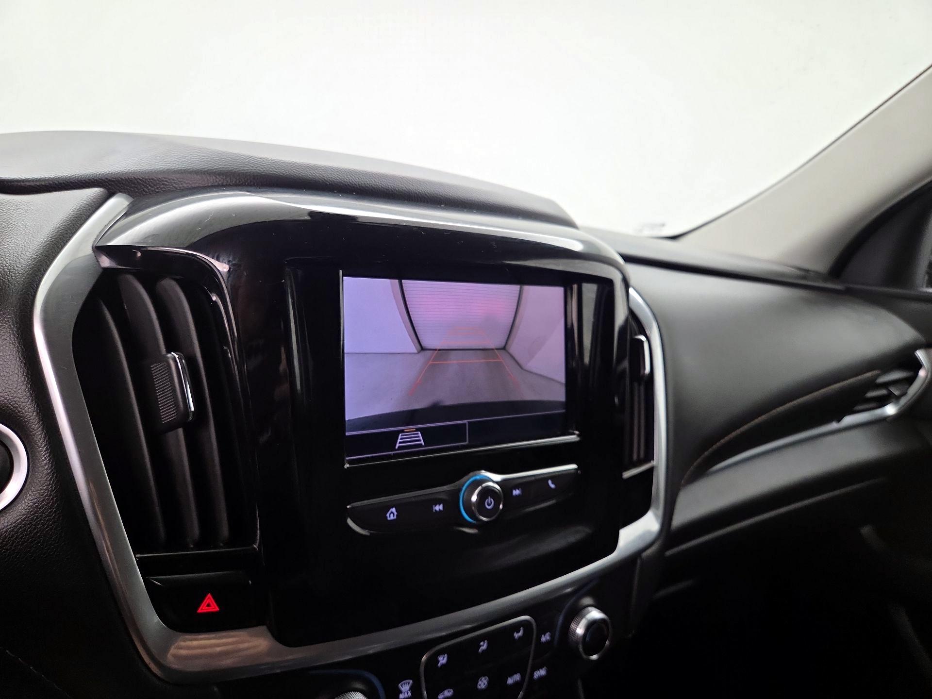 Thumbnail: 2020 Chevrolet Traverse - 14