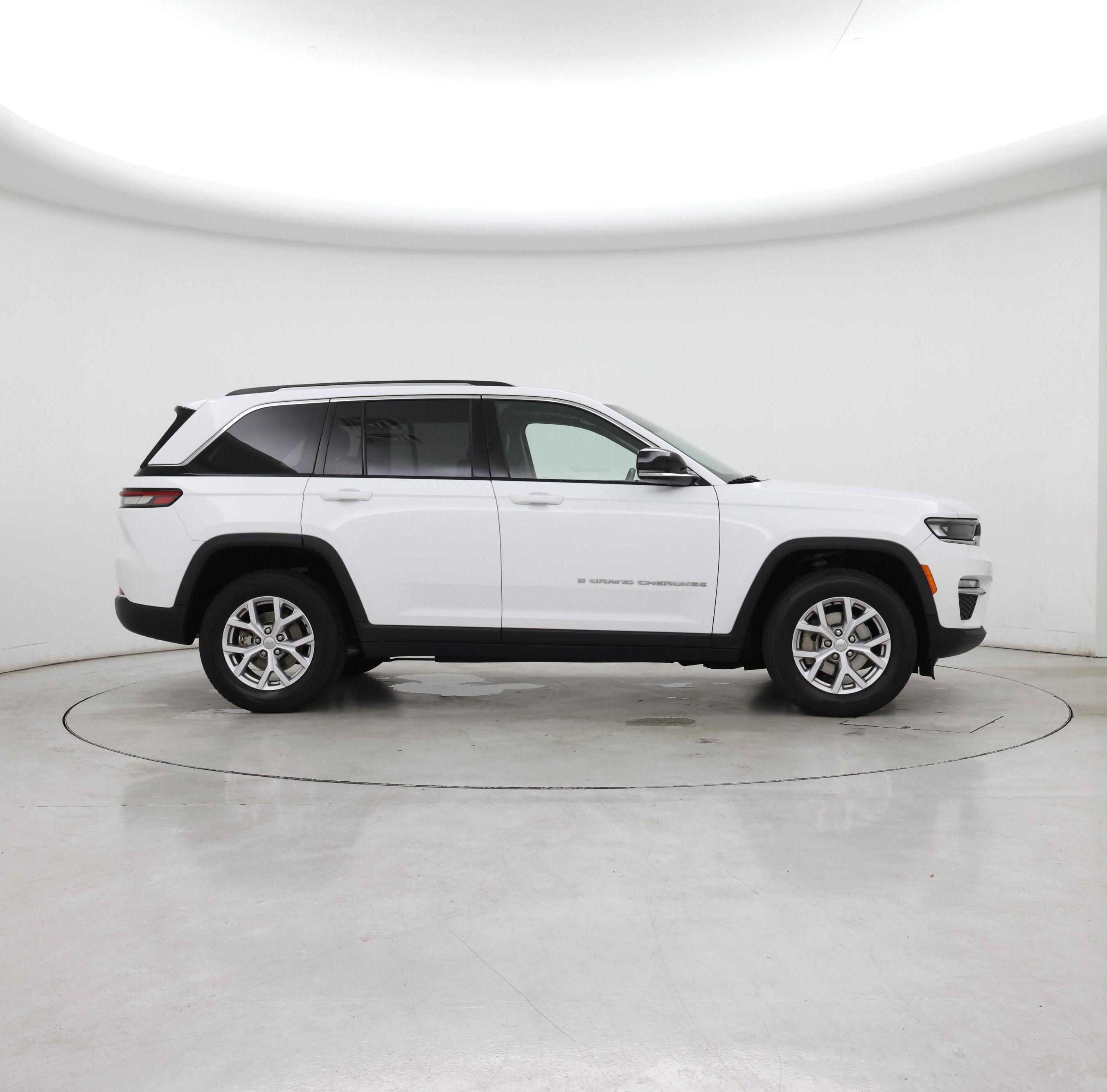 Thumbnail: 2022 Jeep Grand Cherokee - 7