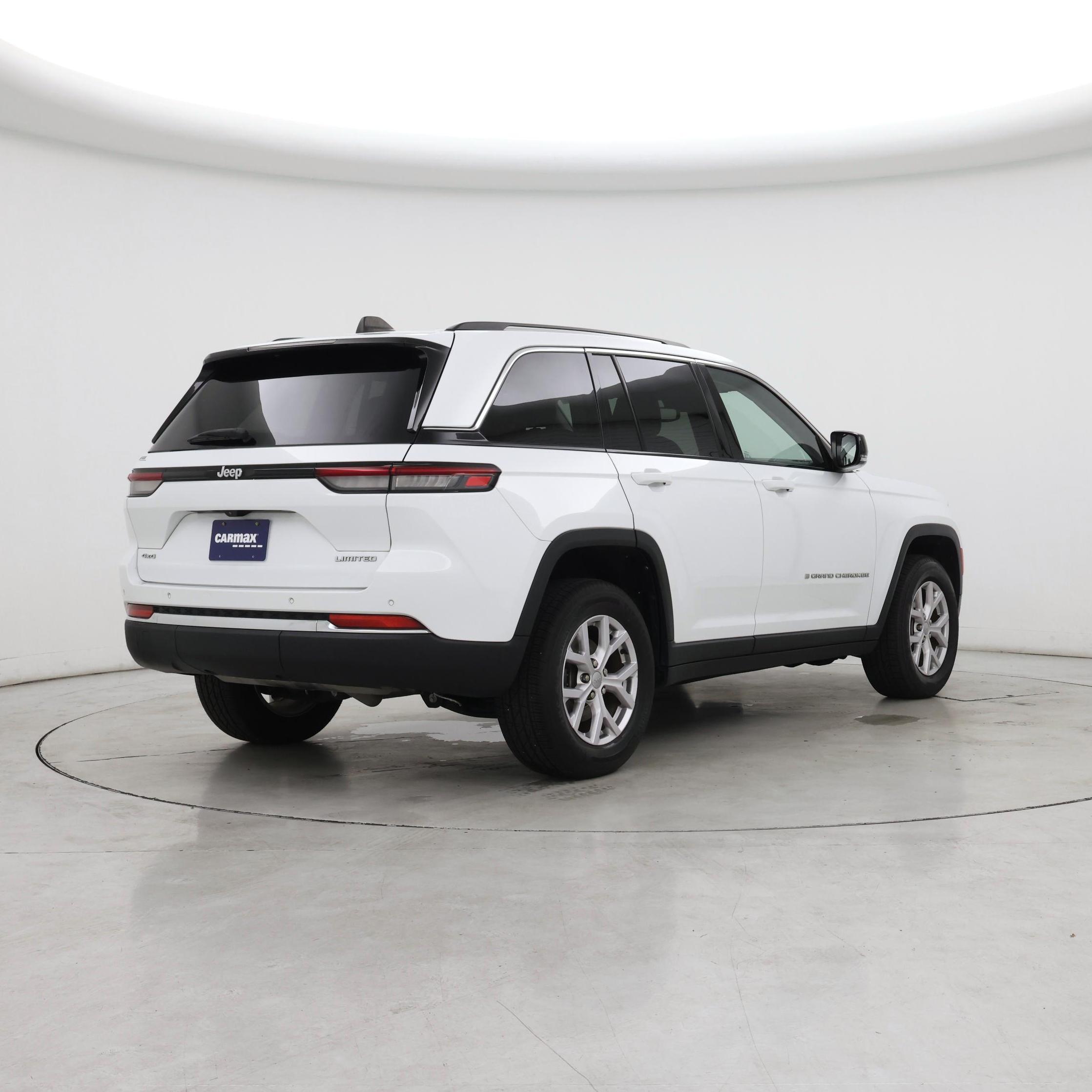 Thumbnail: 2022 Jeep Grand Cherokee - 8