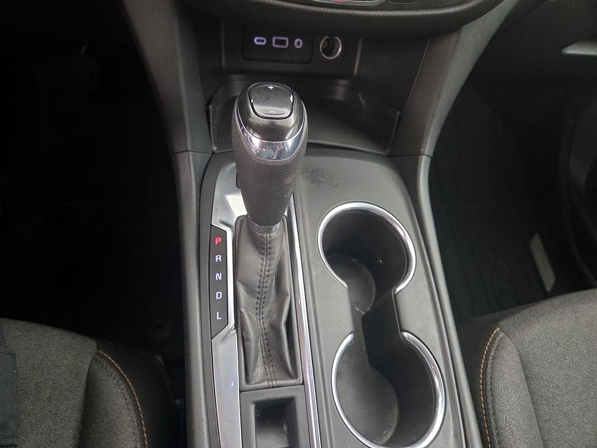 Thumbnail: 2020 Chevrolet Equinox - 17