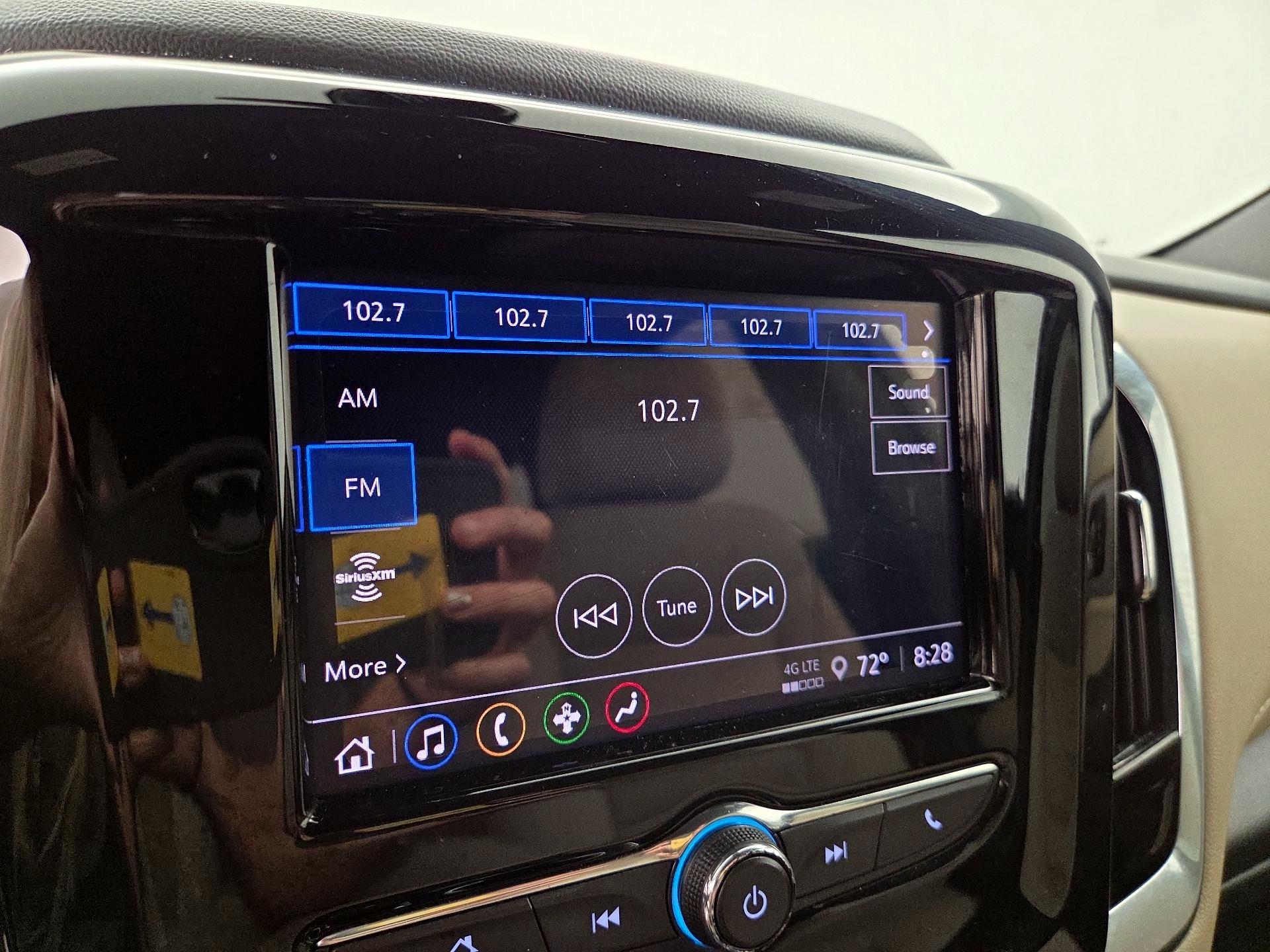 Thumbnail: 2023 Chevrolet Traverse - 15