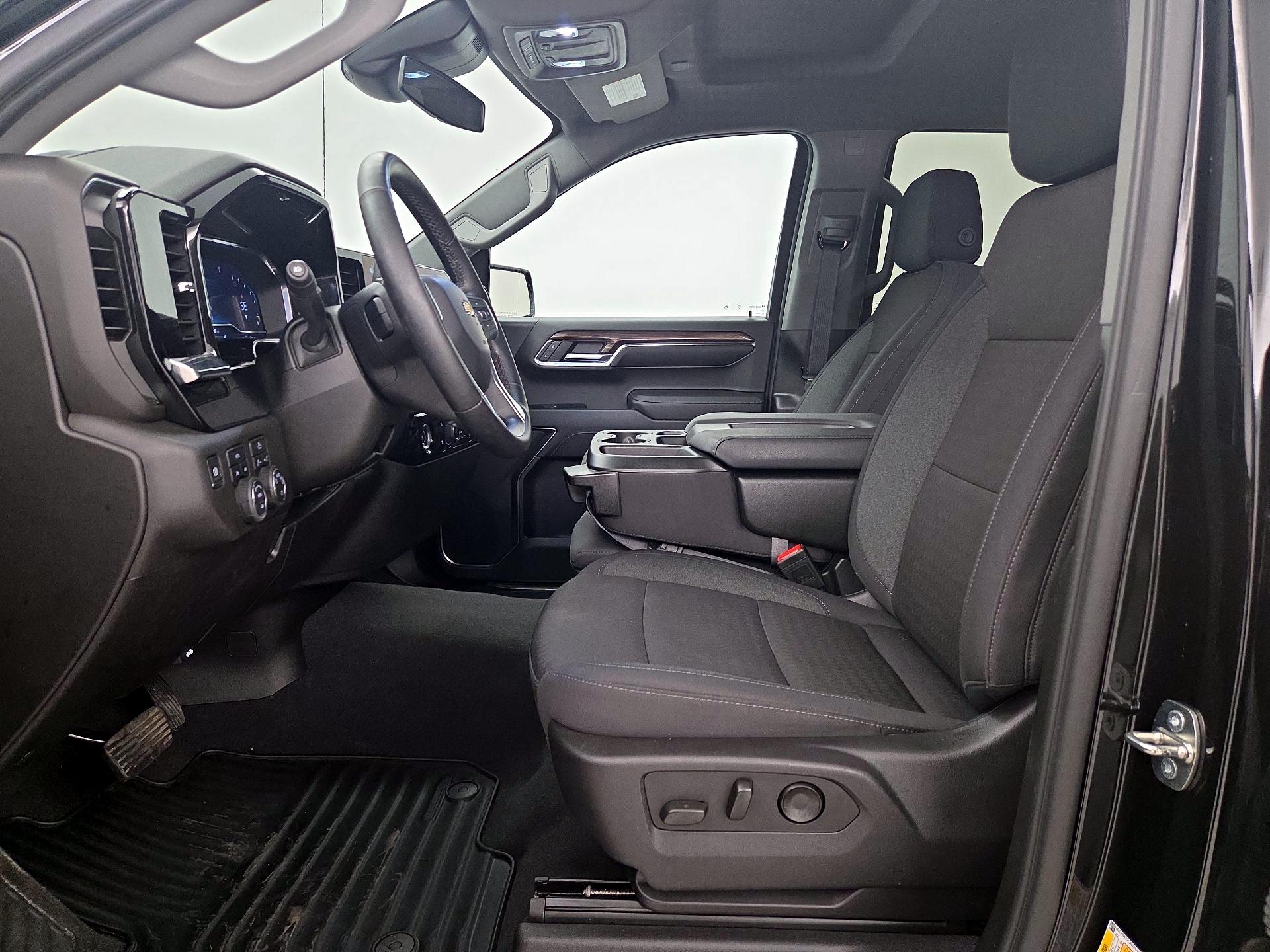 Thumbnail: 2024 Chevrolet Silverado 1500 - 11