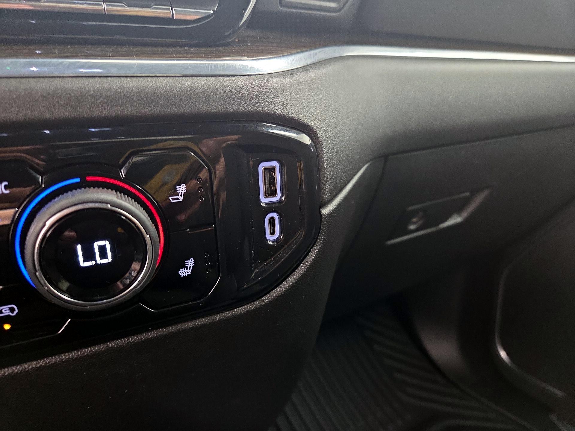 Thumbnail: 2024 Chevrolet Silverado 1500 - 18
